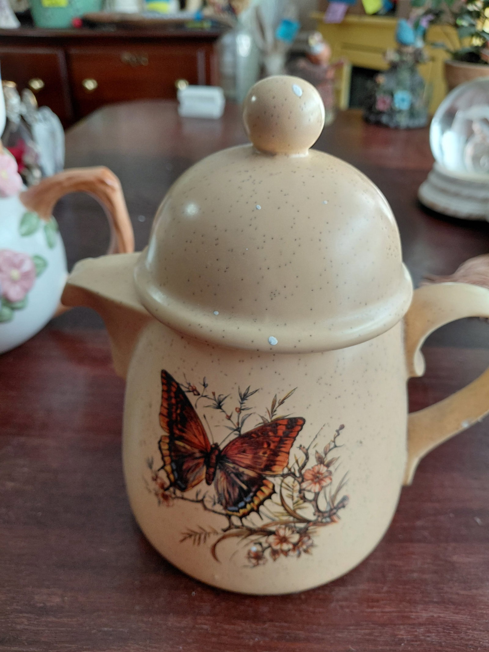 Lot of Teapots - 9