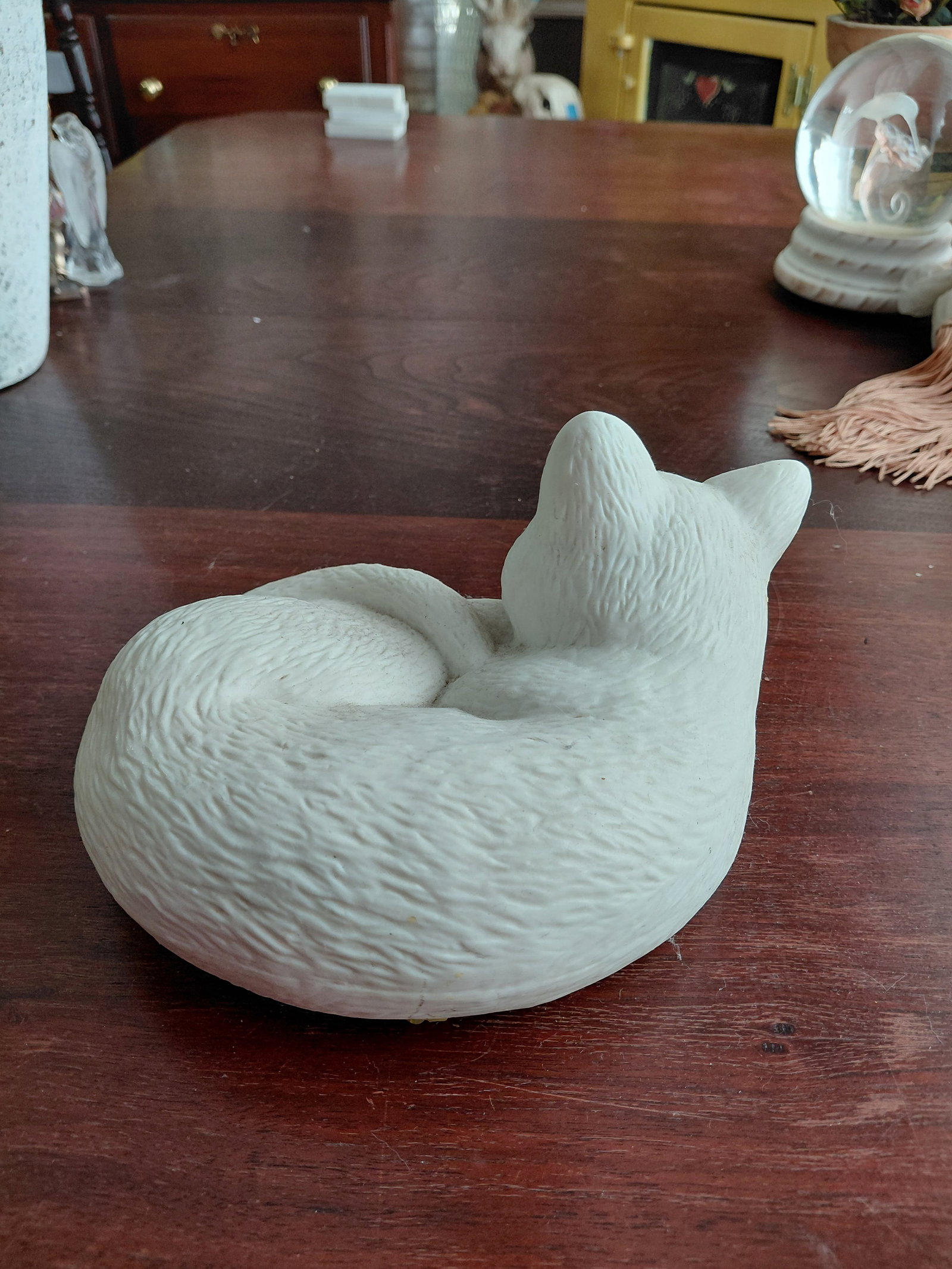 Ceramic Cat Statue - 4