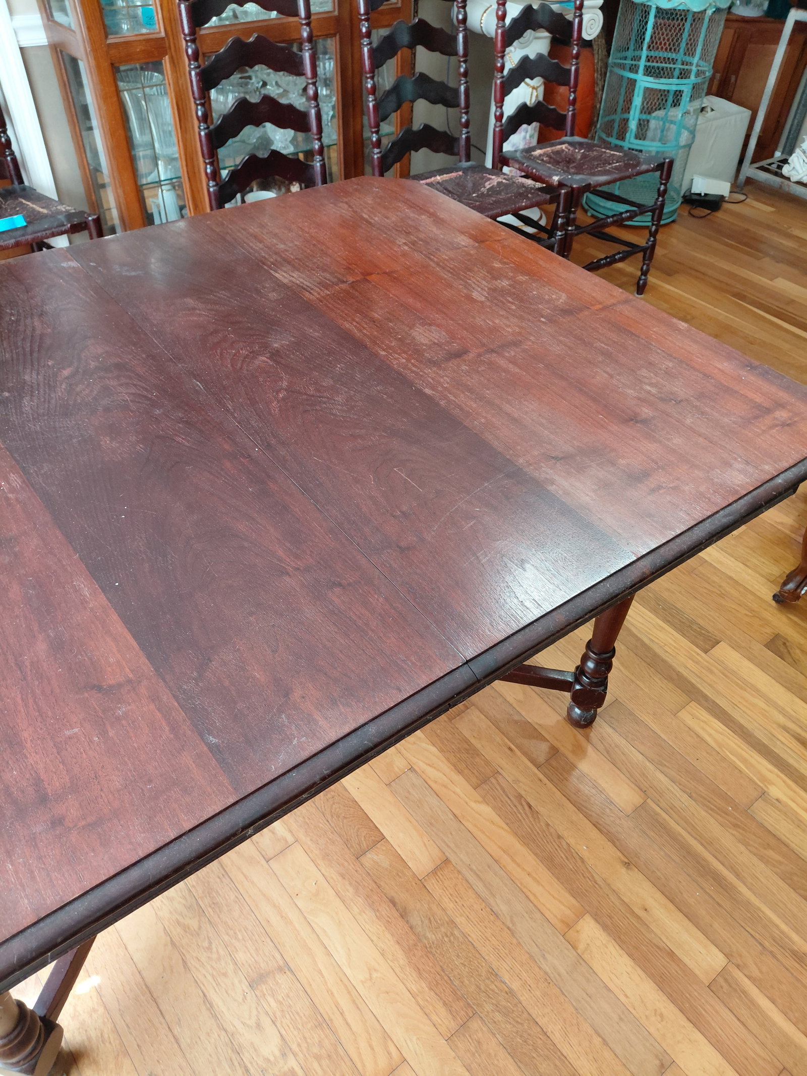 Walnut Dining Table / no leaves / as seen - 6