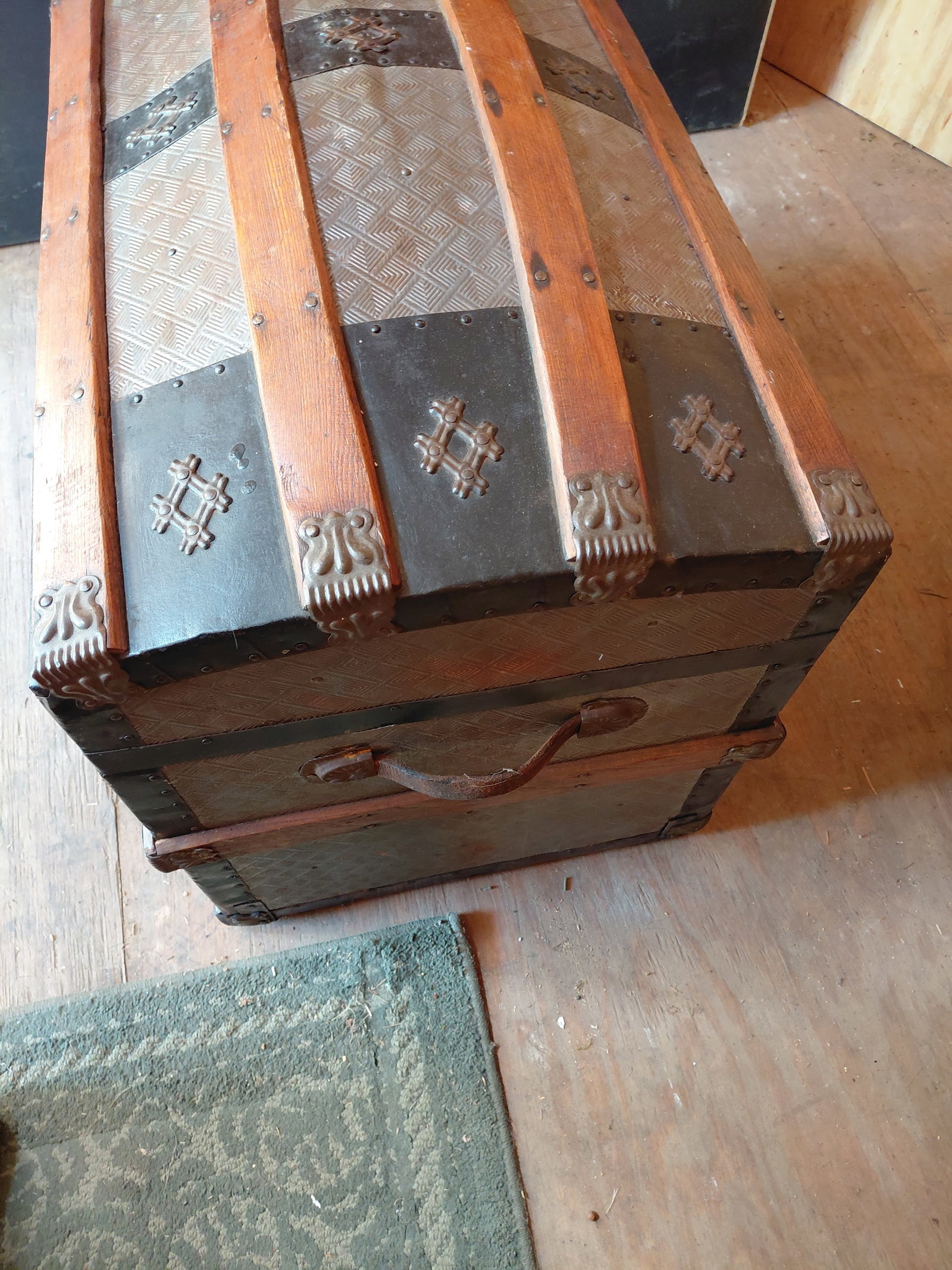Vintage Refinished Hump Backed Steamer Trunk - 6