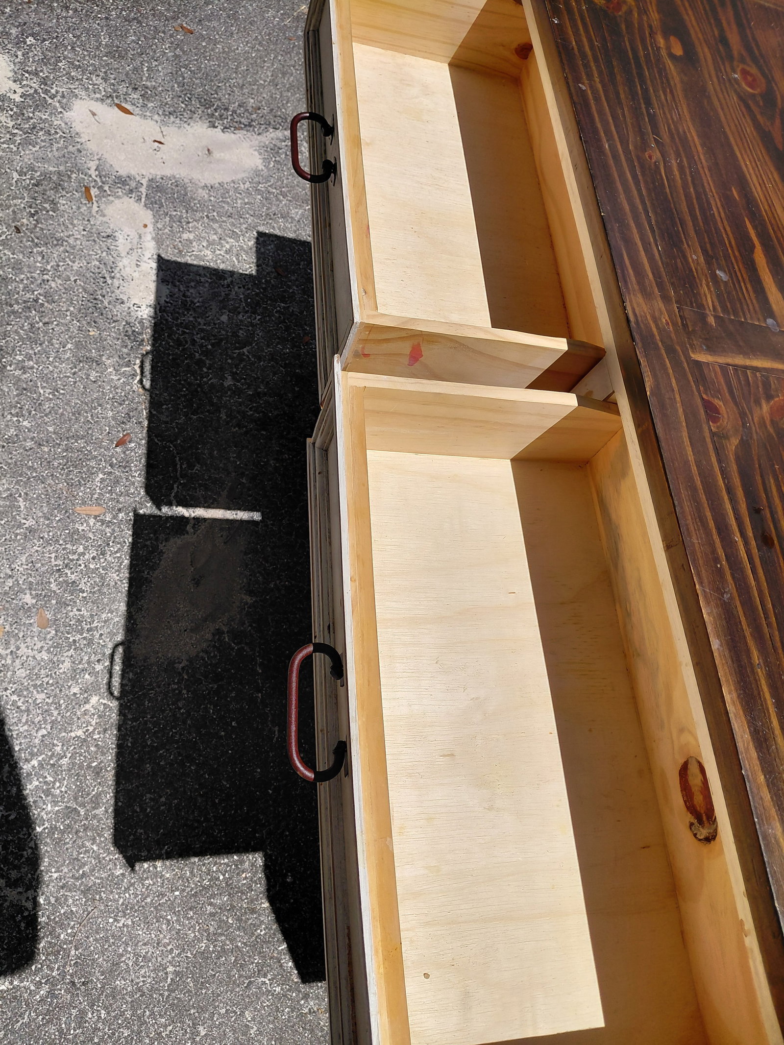Rustic Kitchen Island with bar stools and drop leaves / condition issue as seen - 10