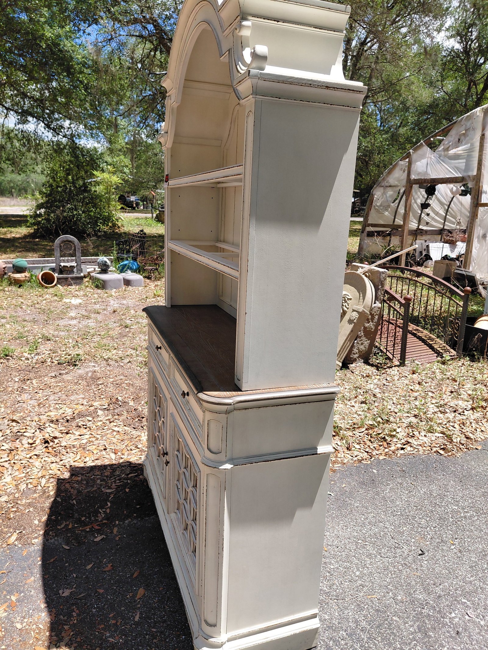 Large Rustic Farm Hutch / Missing Glass Shelves in upper part / as seen - 11