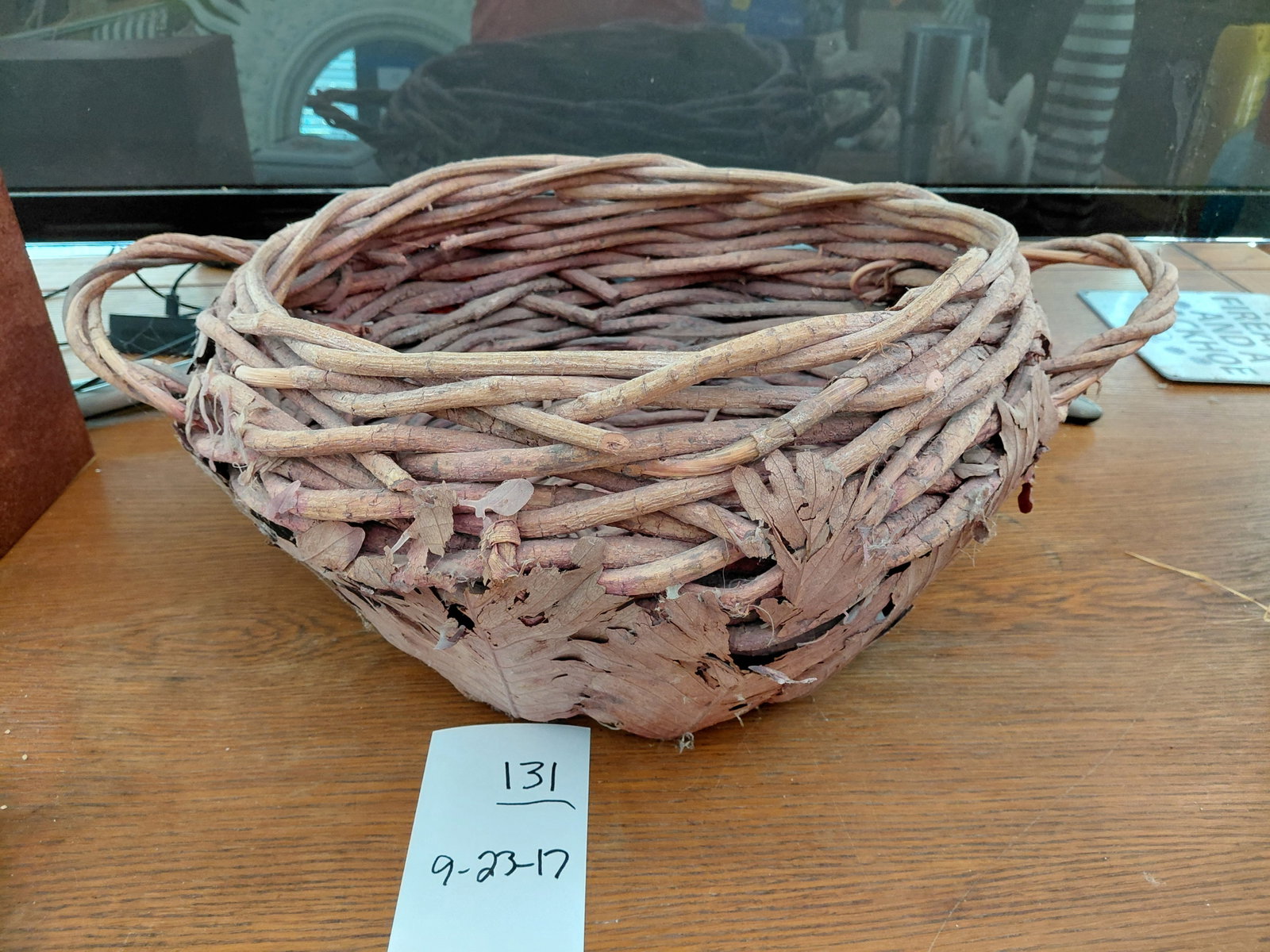 Large Rustic Vine Basket: Large Rustic Vine Basket