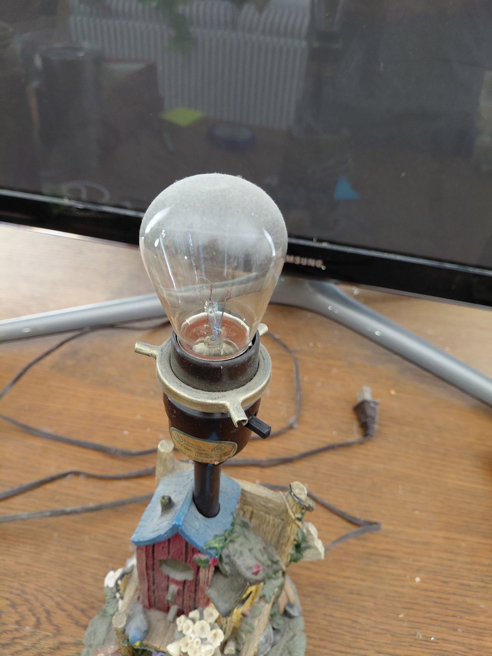 Garden Lamp / Resin - 6