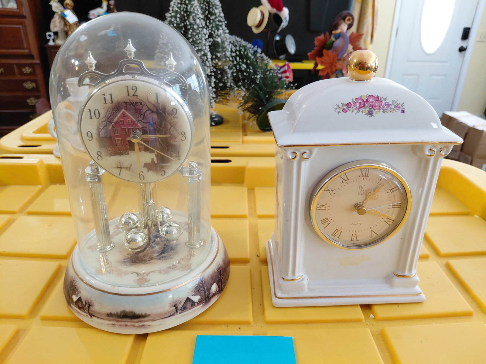 Pair of Clocks / Untested as seen (1 of 9)