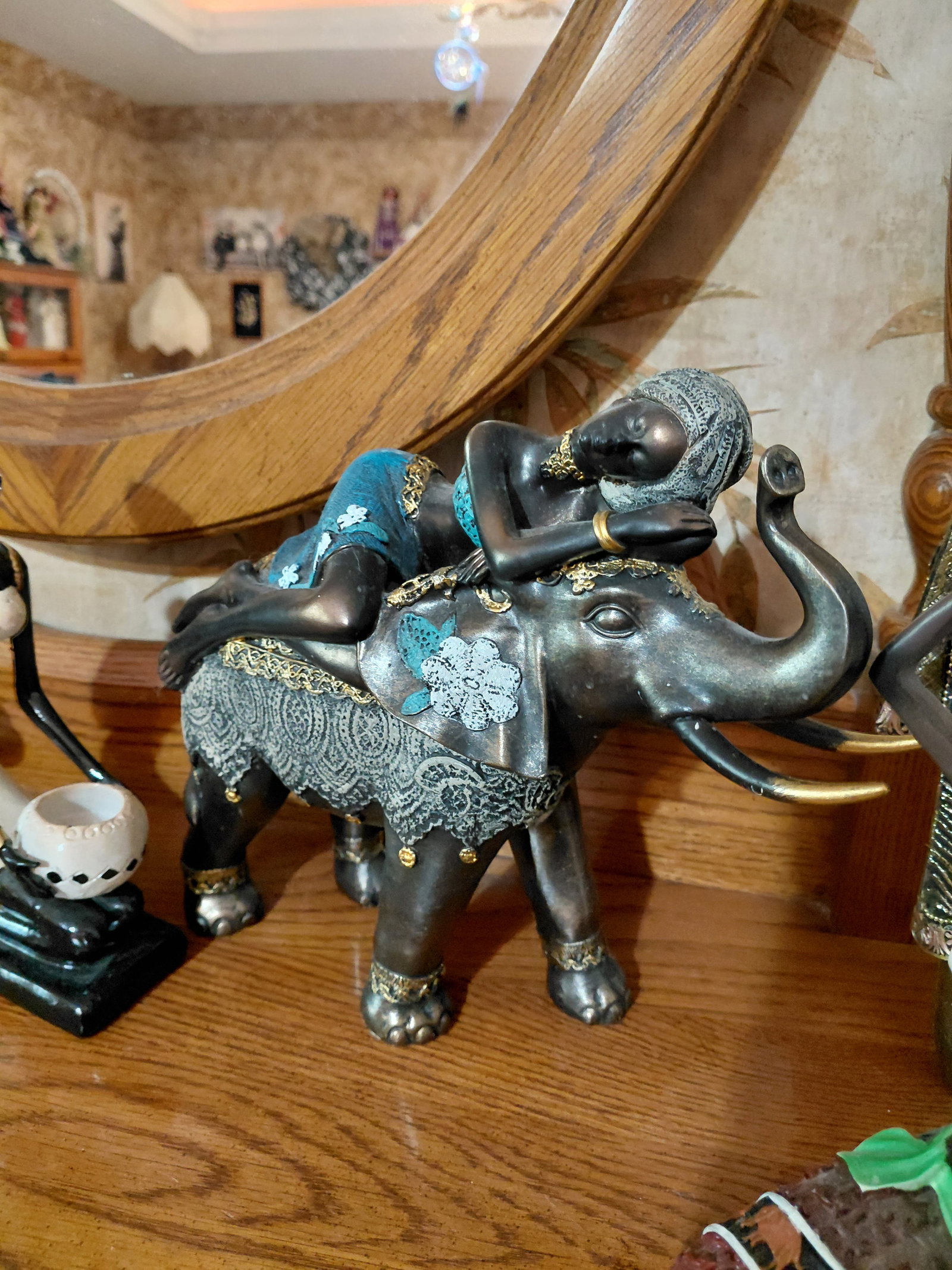 Lot of Resin African Statues - 3