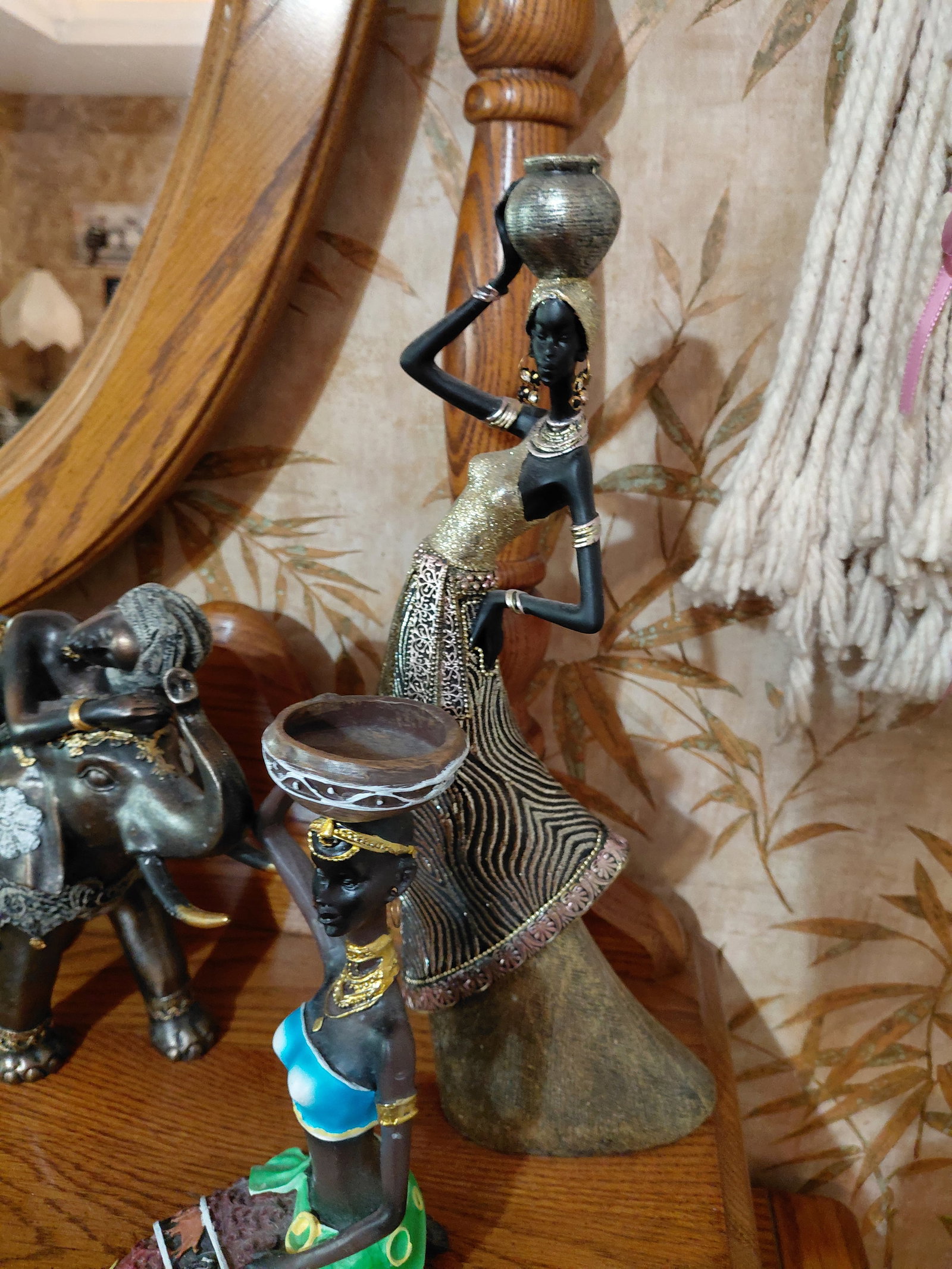 Lot of Resin African Statues - 5