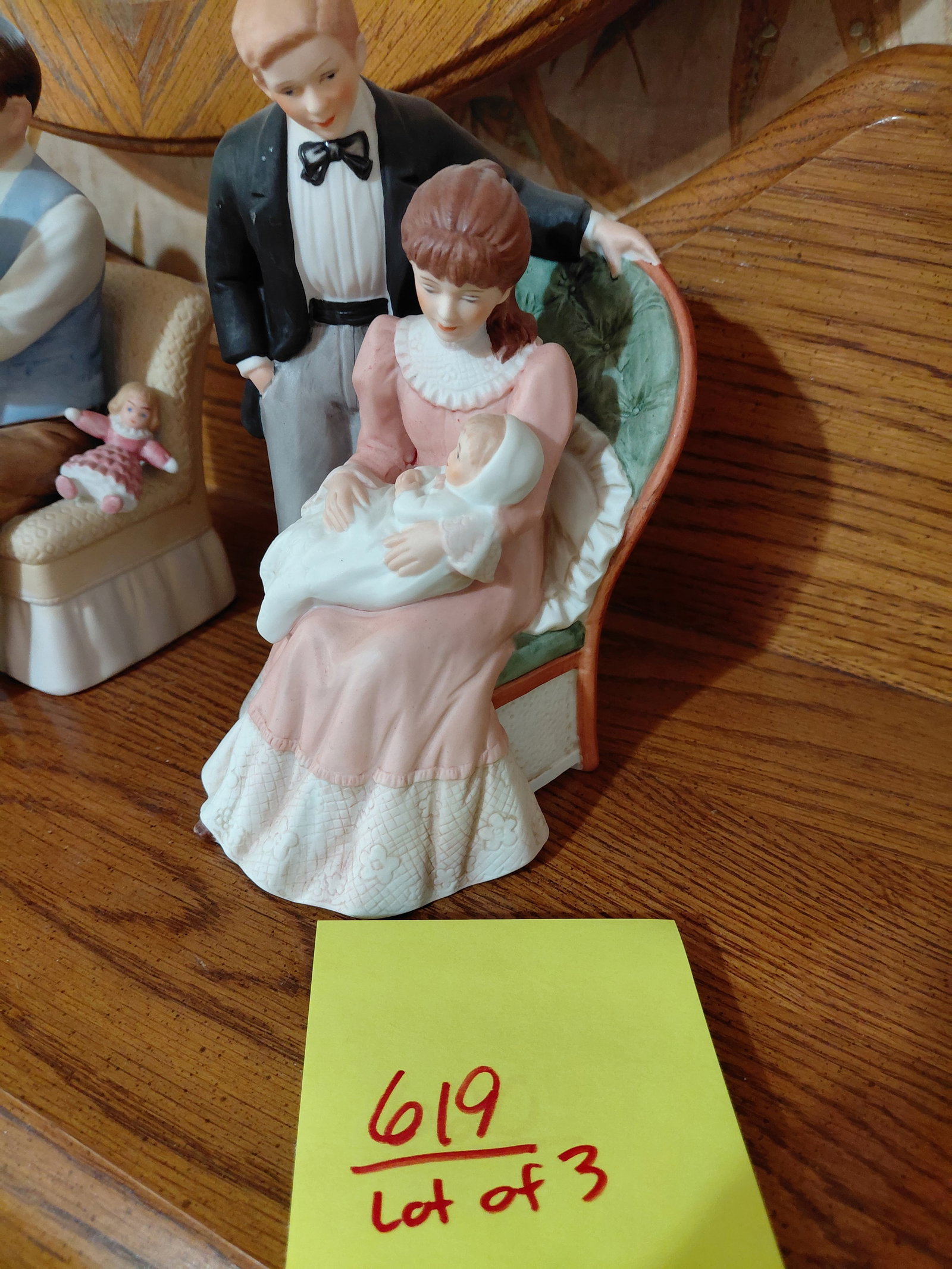 Lot of 3 Figurines - 2