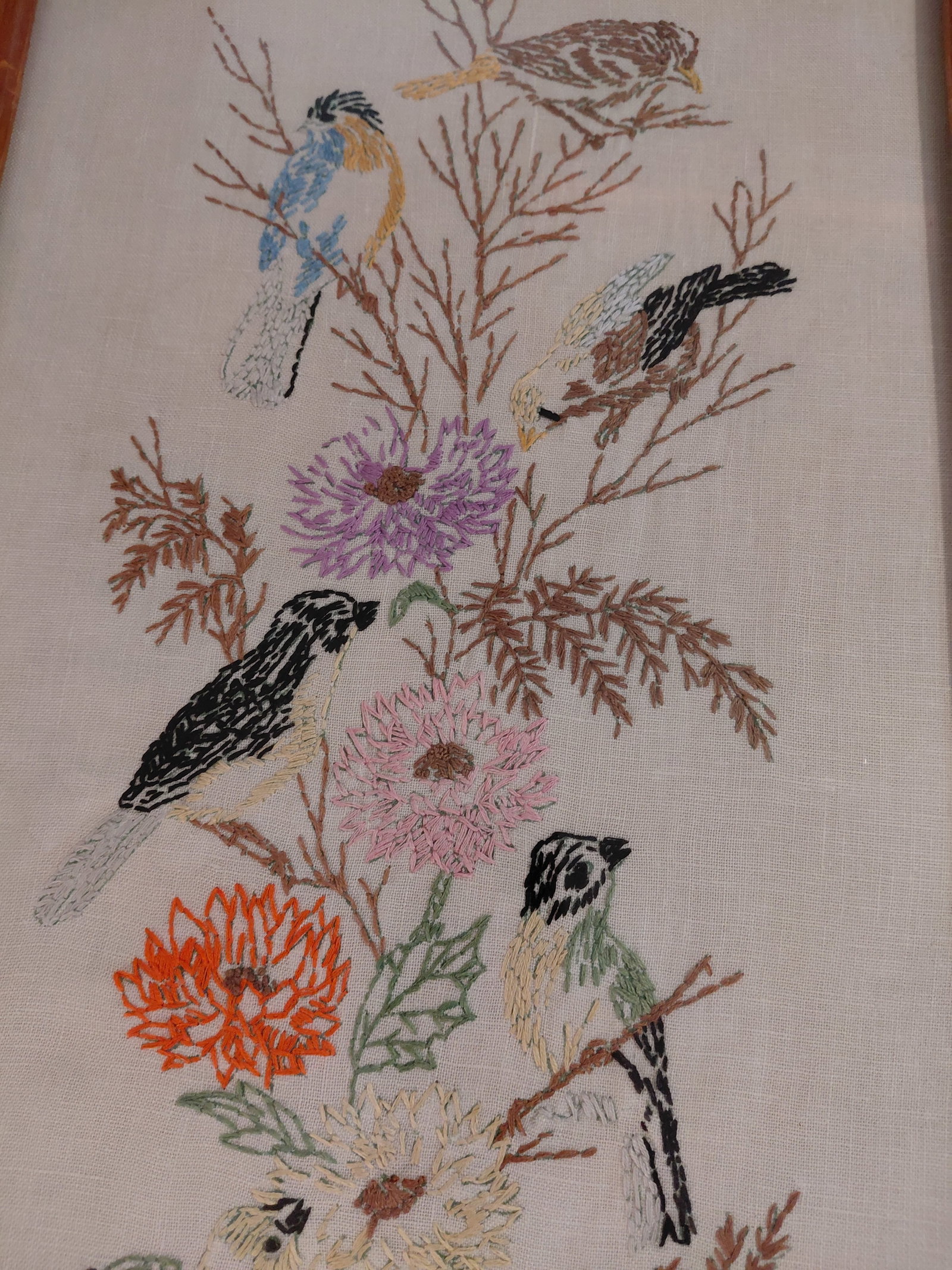 Pair of Vintage Framed Embroidery Pieces - 9