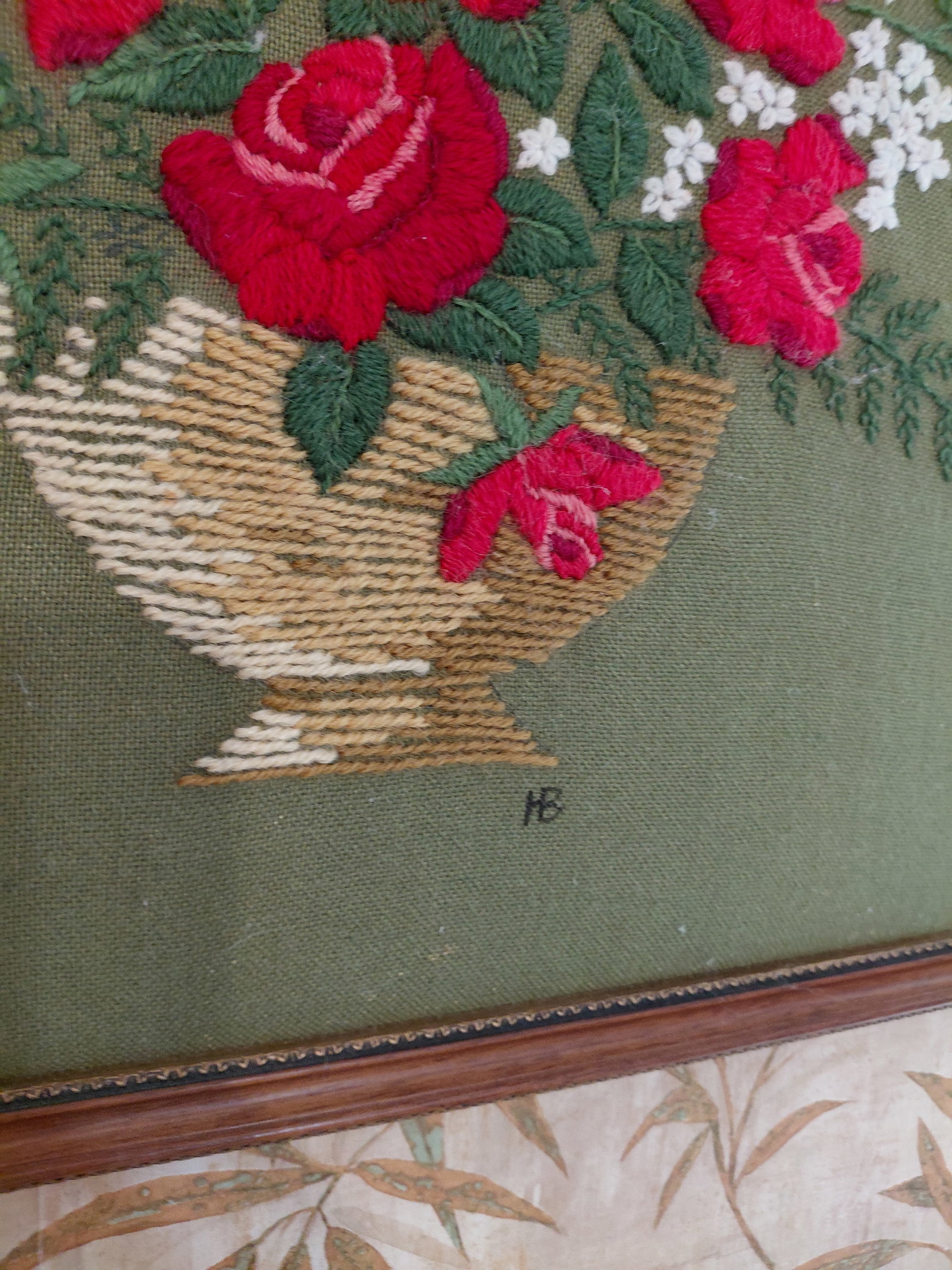 Large Embroidery Framed / Roses - 4