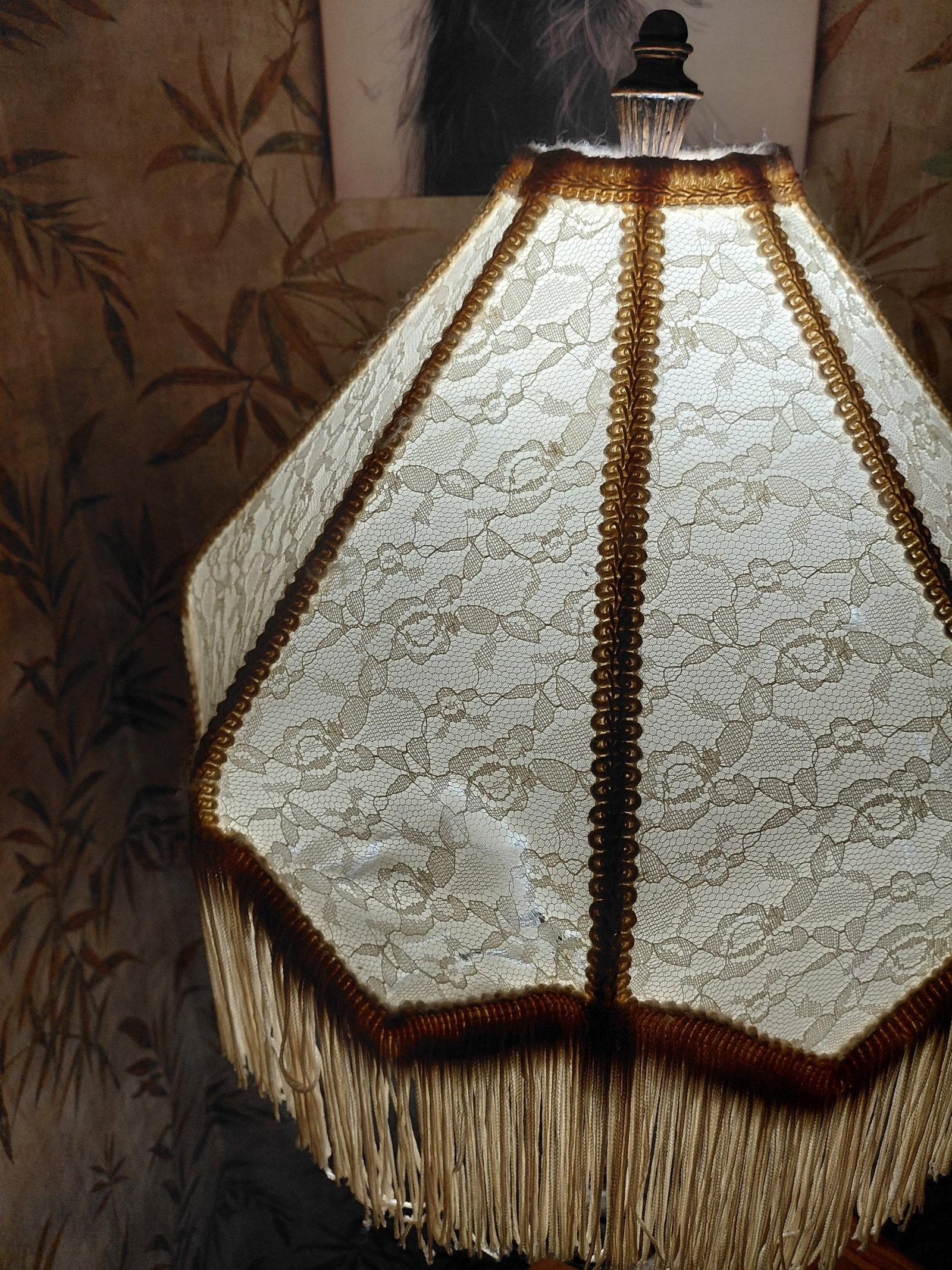 Large Ornate Metal and Glass Parlor Lamp - 6