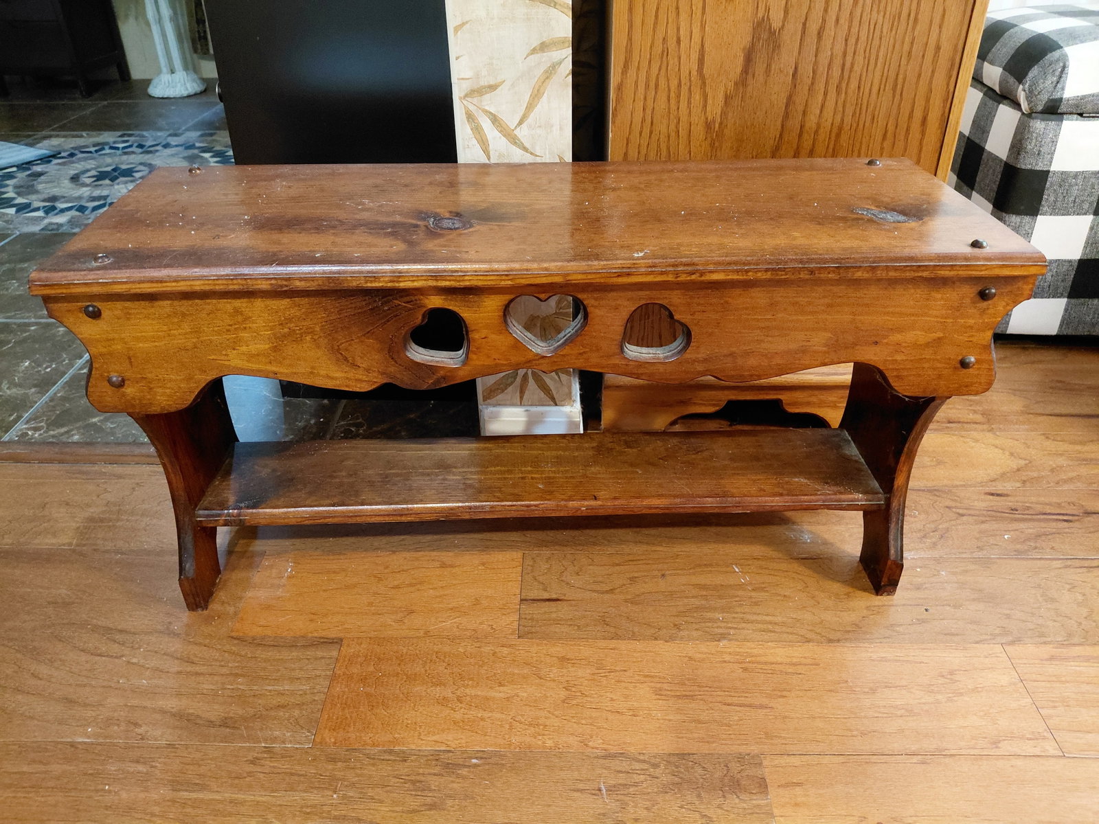 Wood Bench: Wood Bench