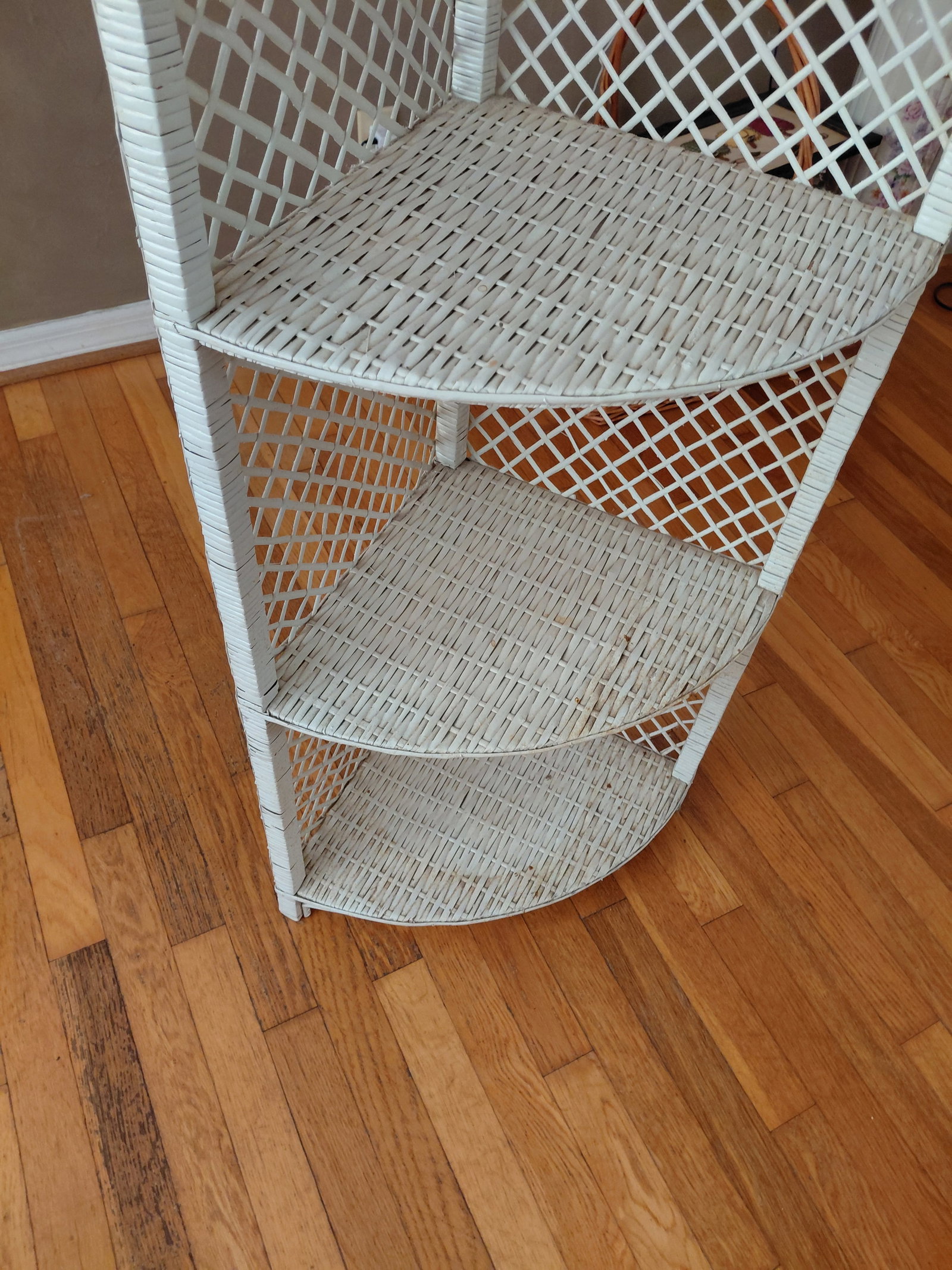 White Wicker Corner Shelf - 4