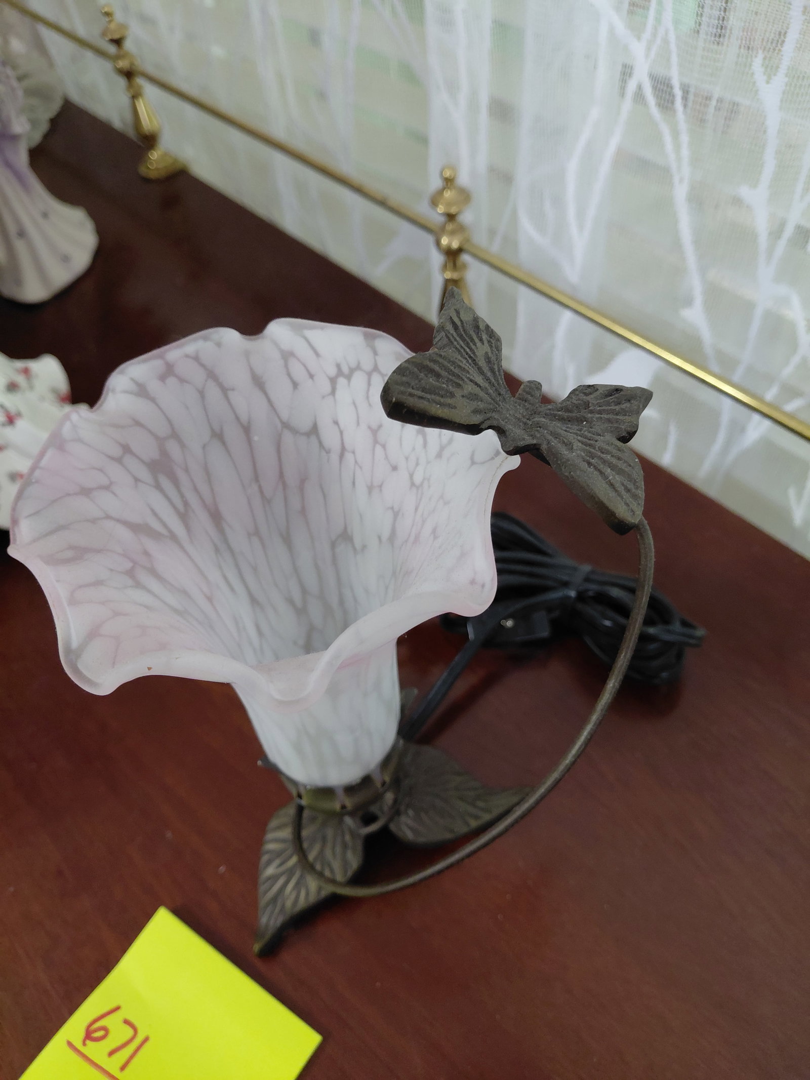 Small Artglass Parlor Lamp - 3