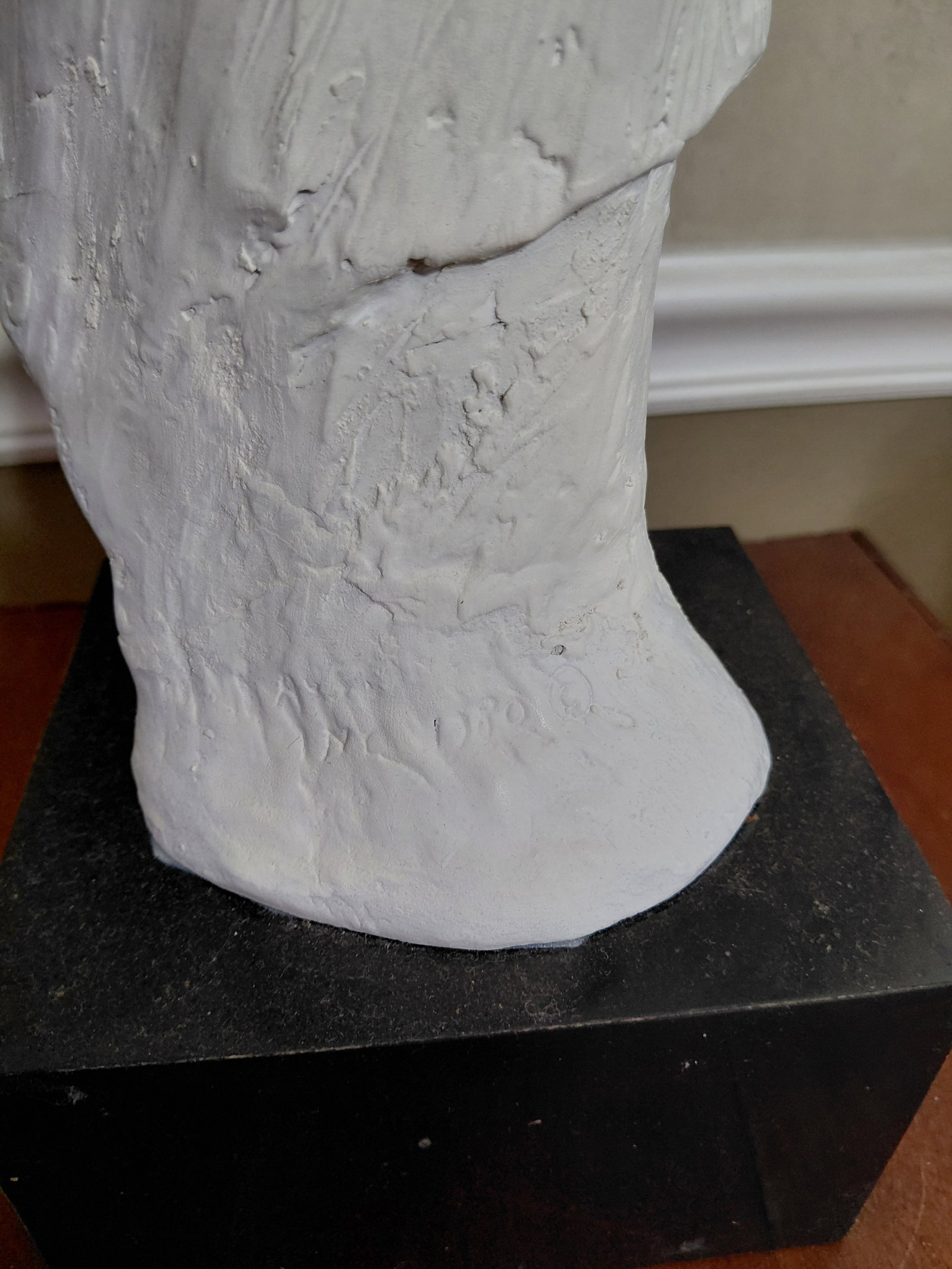 Large Vintage Statue / Windblown by Klara Sever / 1980 Austin Productions / Ceramic - 7