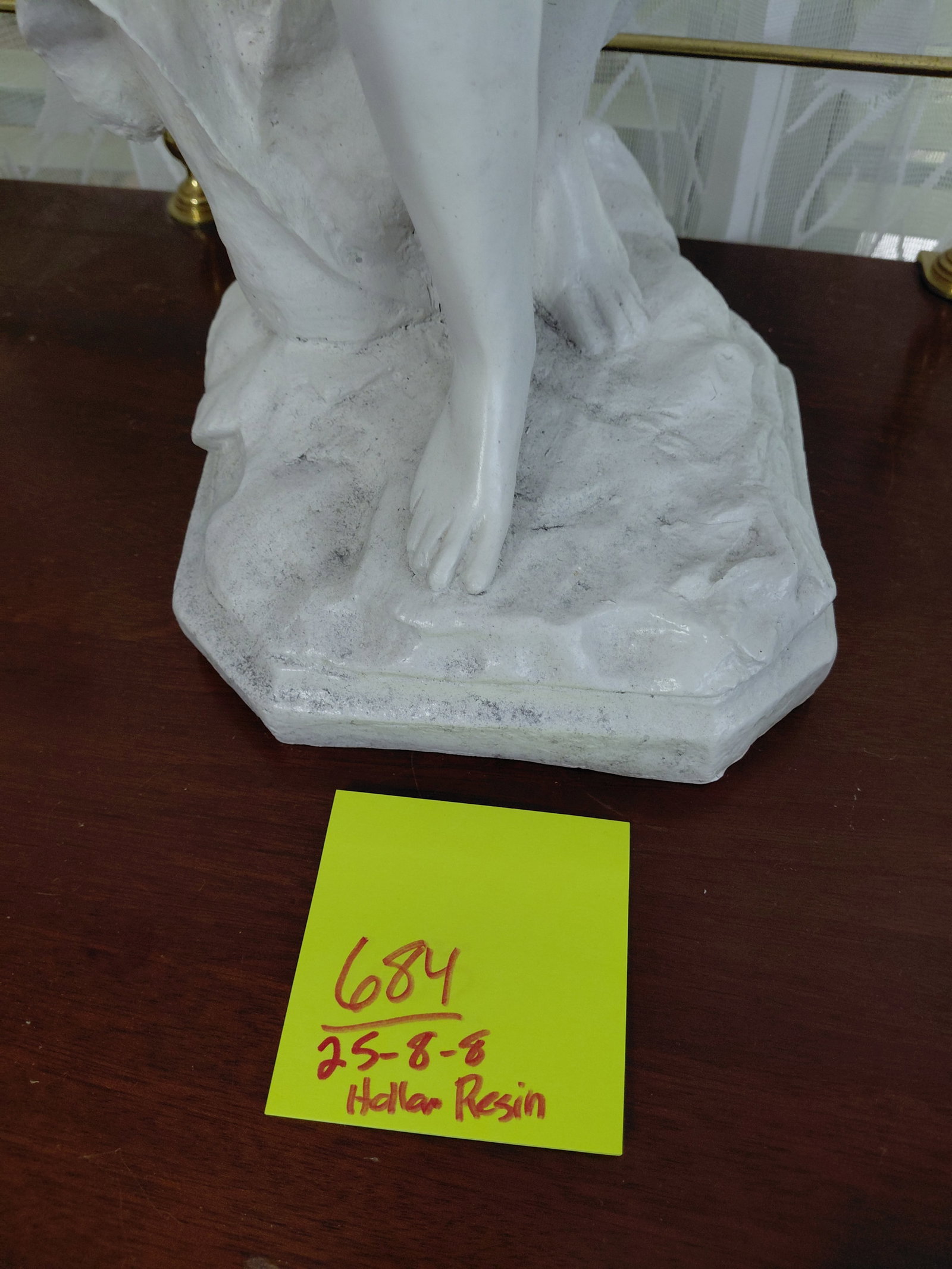Large Roman Woman Statue / Resin - 2