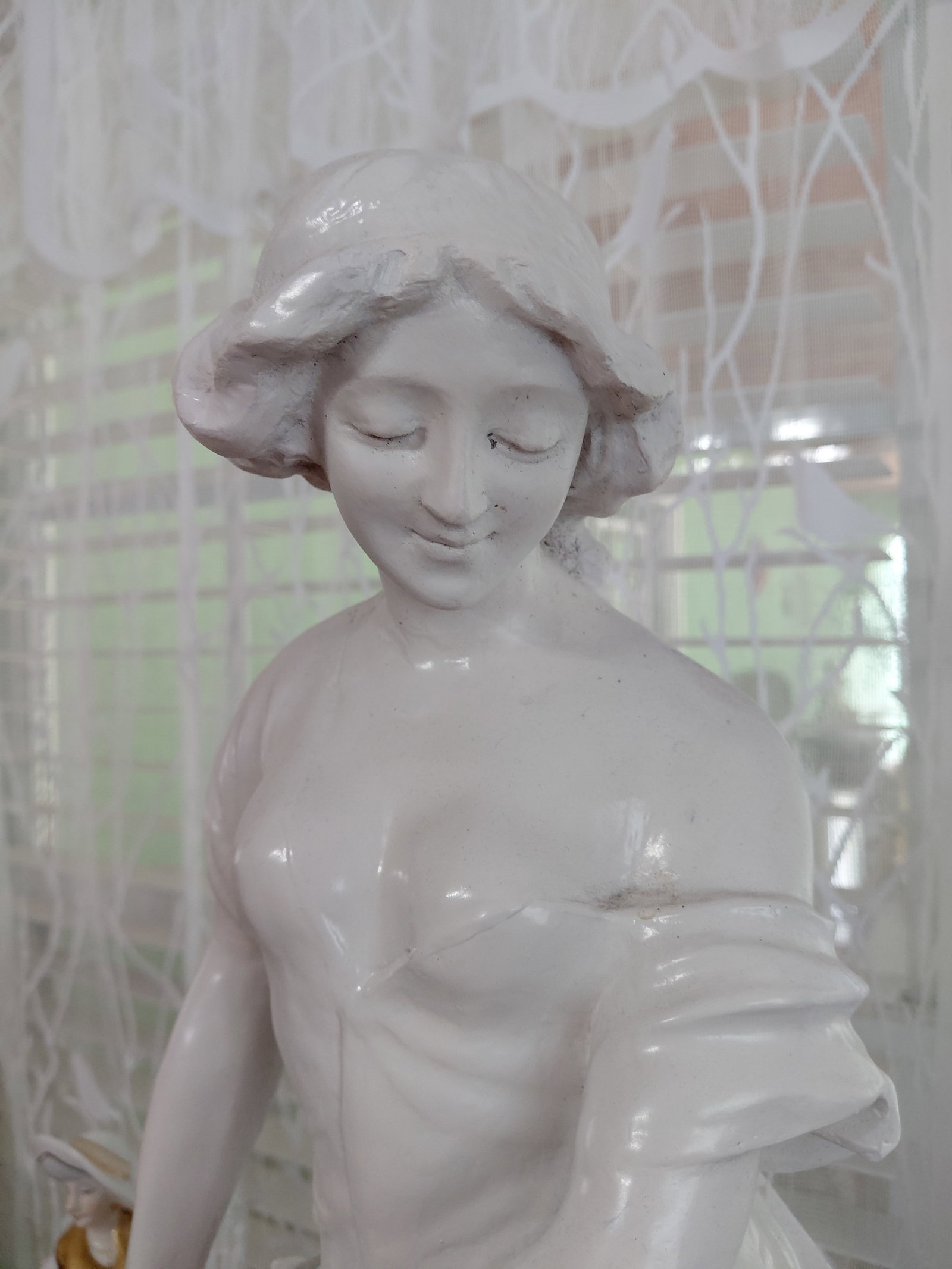 Large Roman Woman Statue / Resin - 3