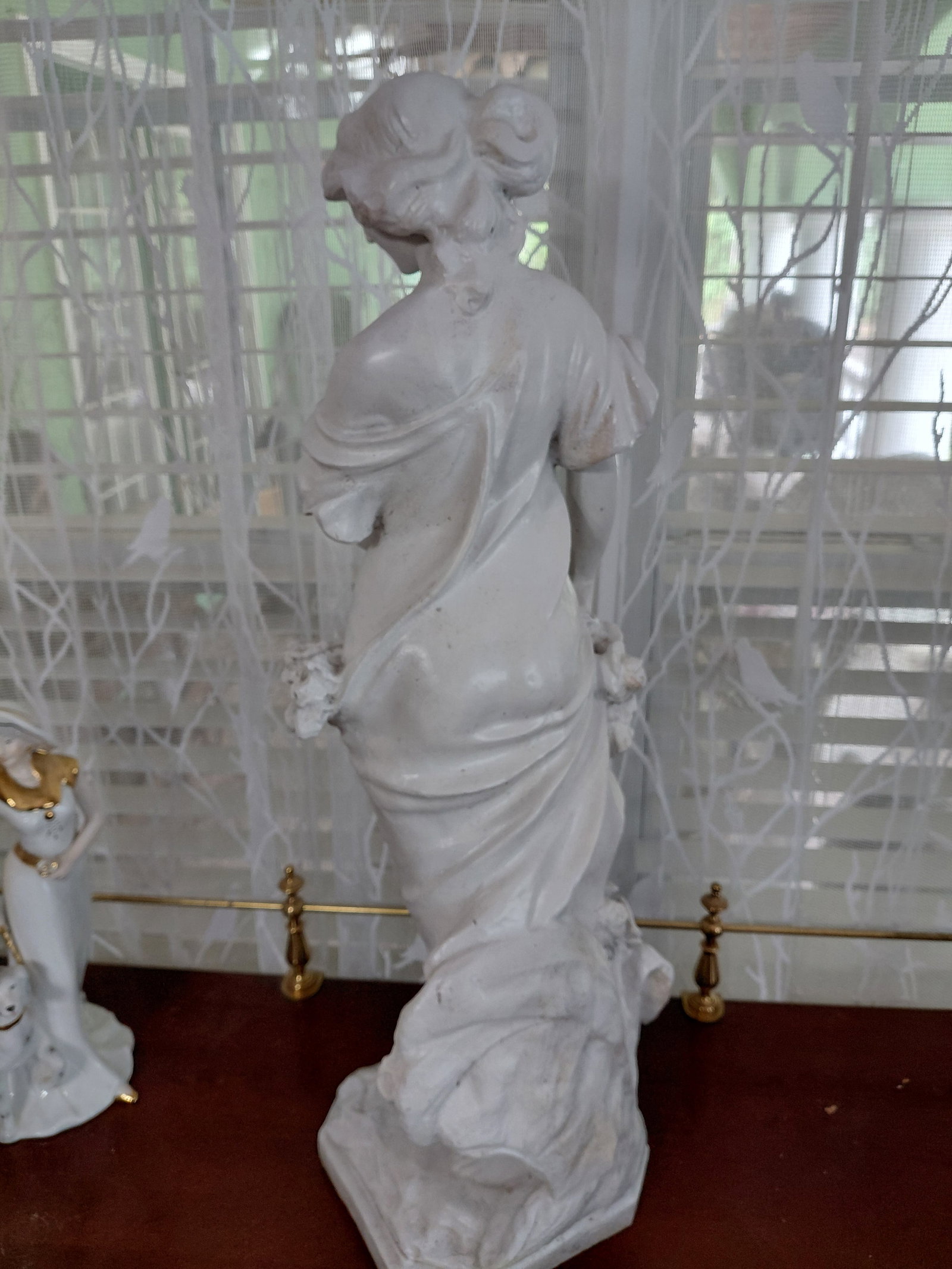Large Roman Woman Statue / Resin - 5
