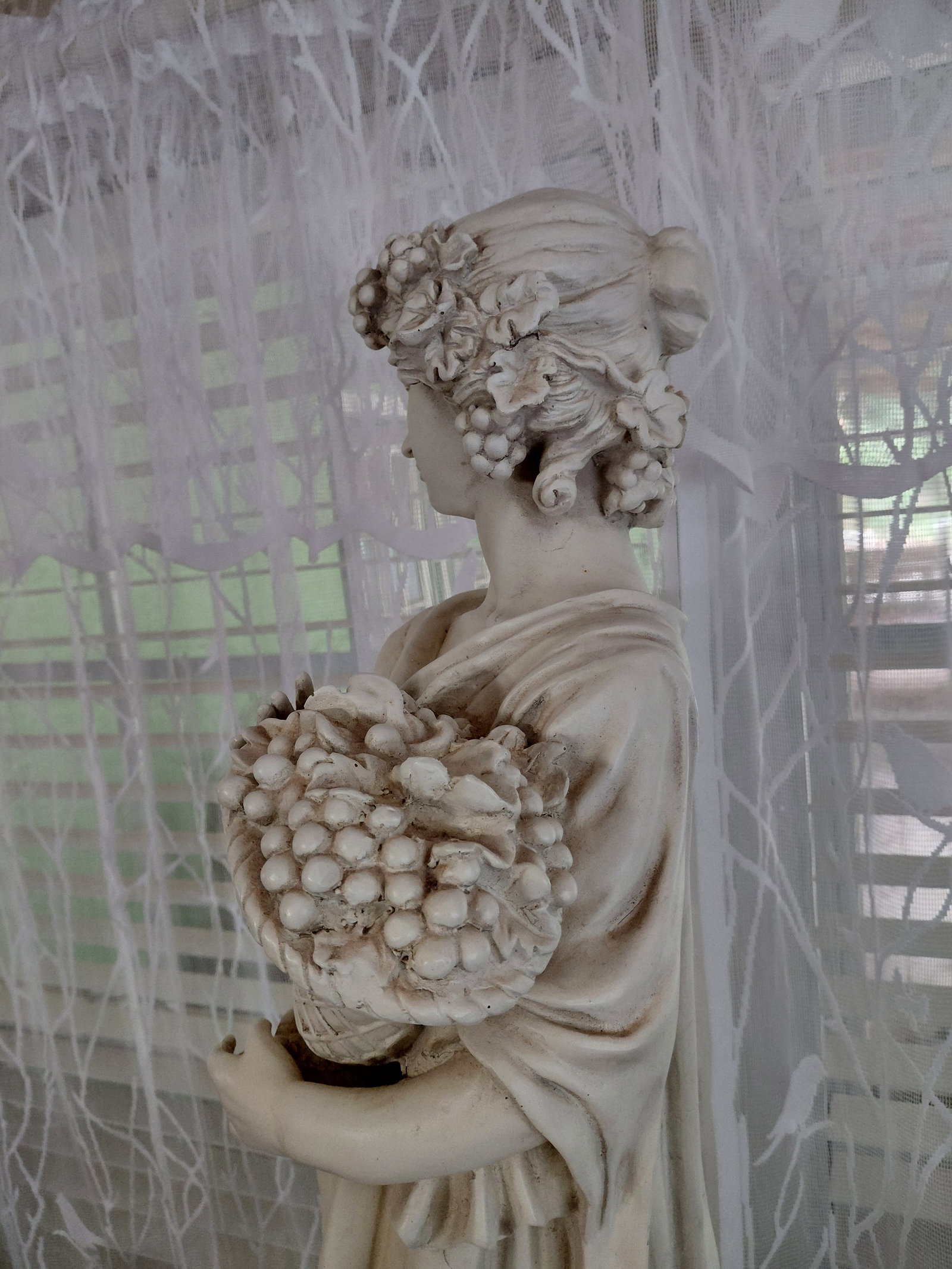 Large Roman Woman Statue / Resin - 5