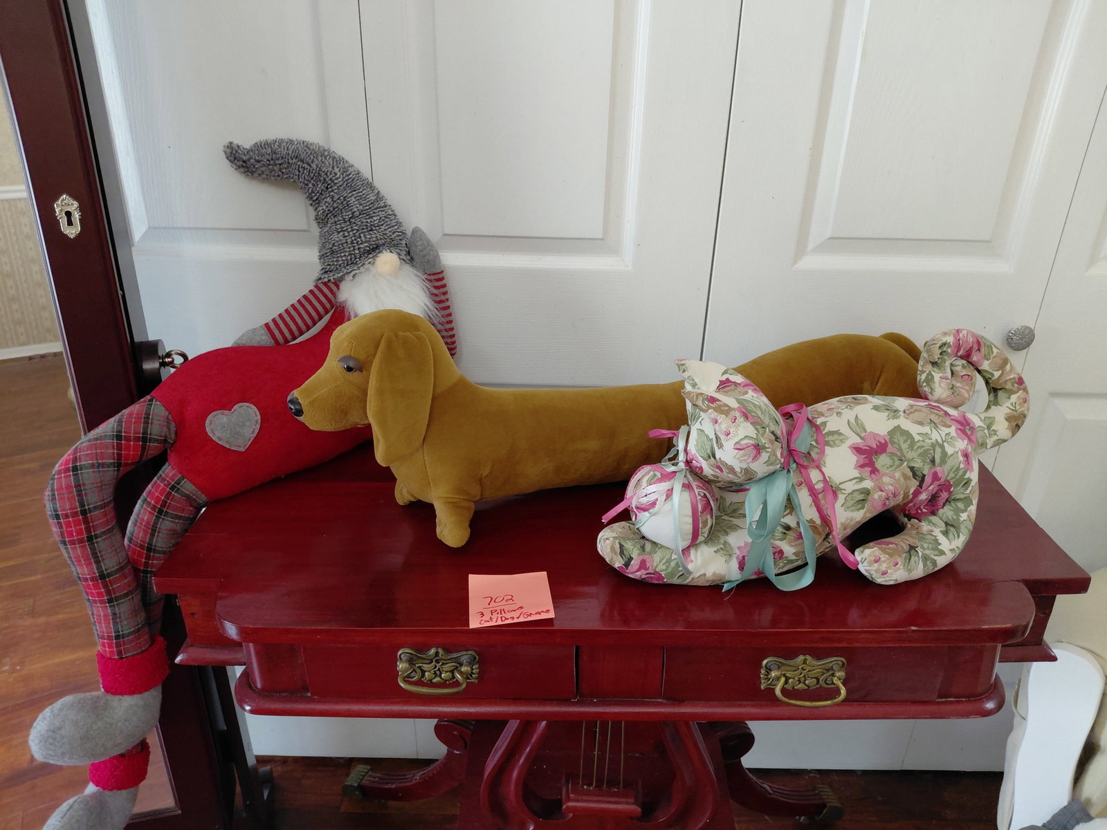 Lot of Misc Plush (1 of 7)