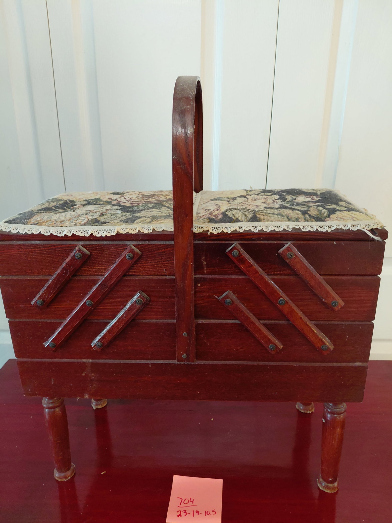 Sewing Basket / as seen (1 of 6)