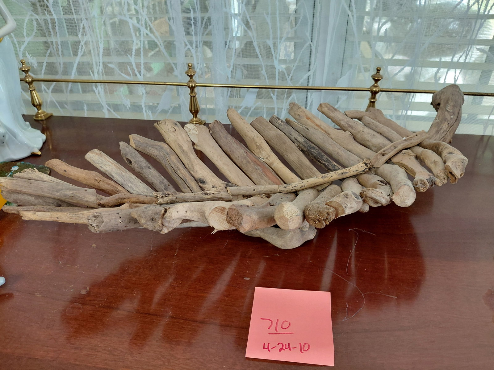 Driftwood Leaf Art Piece: Driftwood Leaf Art Piece