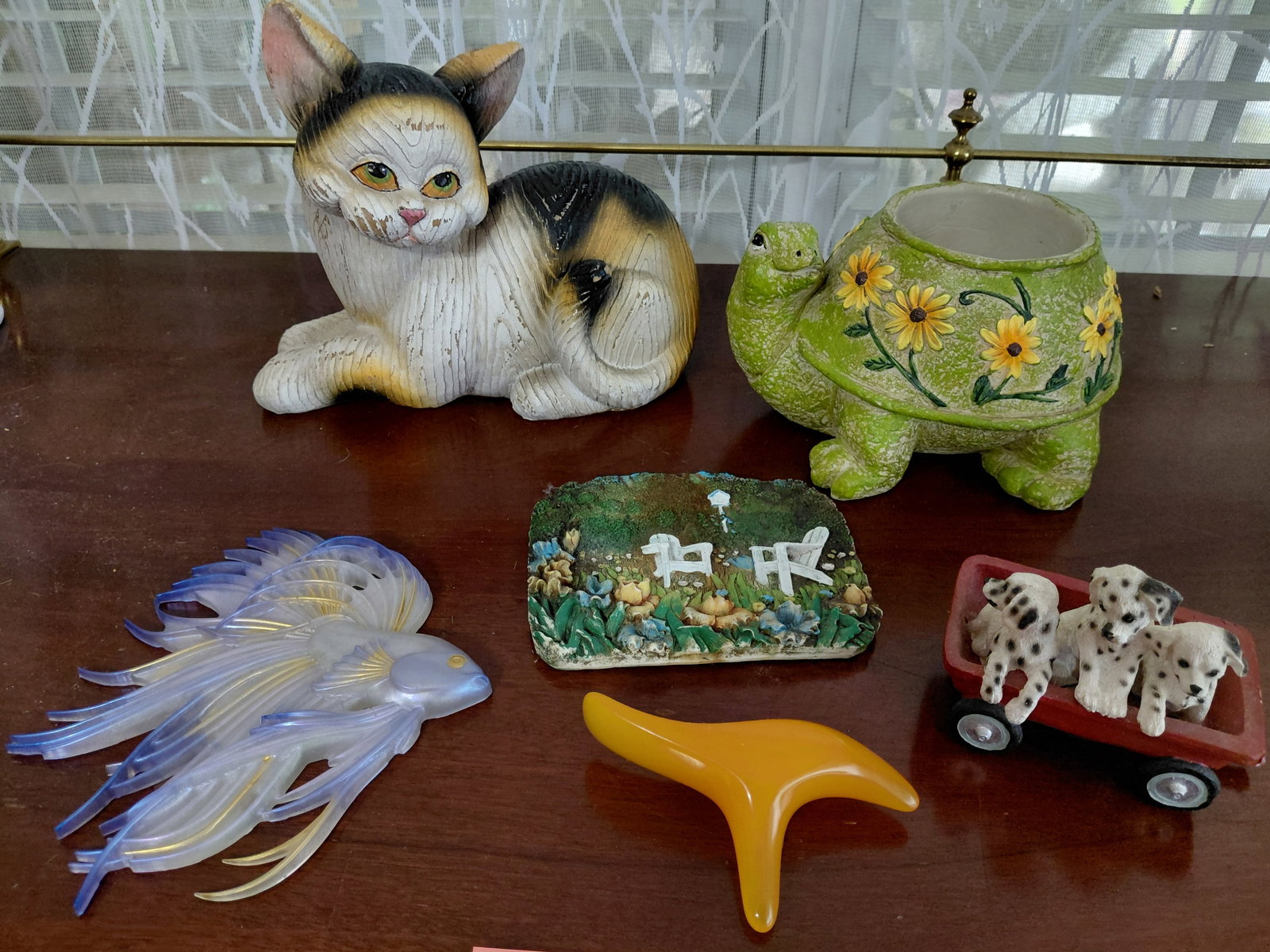 Mixed Lot of Decorative Items (1 of 6)