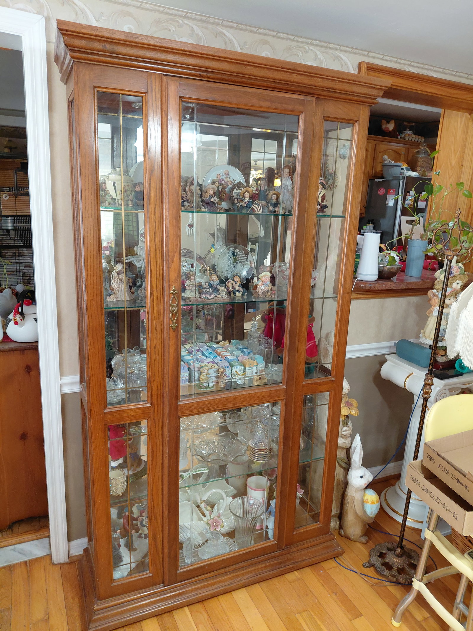 Large Showcase / contents not included: Large Showcase / contents not included