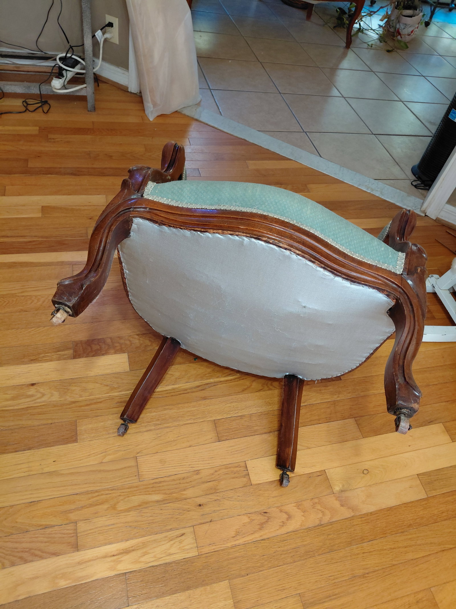Victorian Parlor Chair/ Great shape as seen - 11
