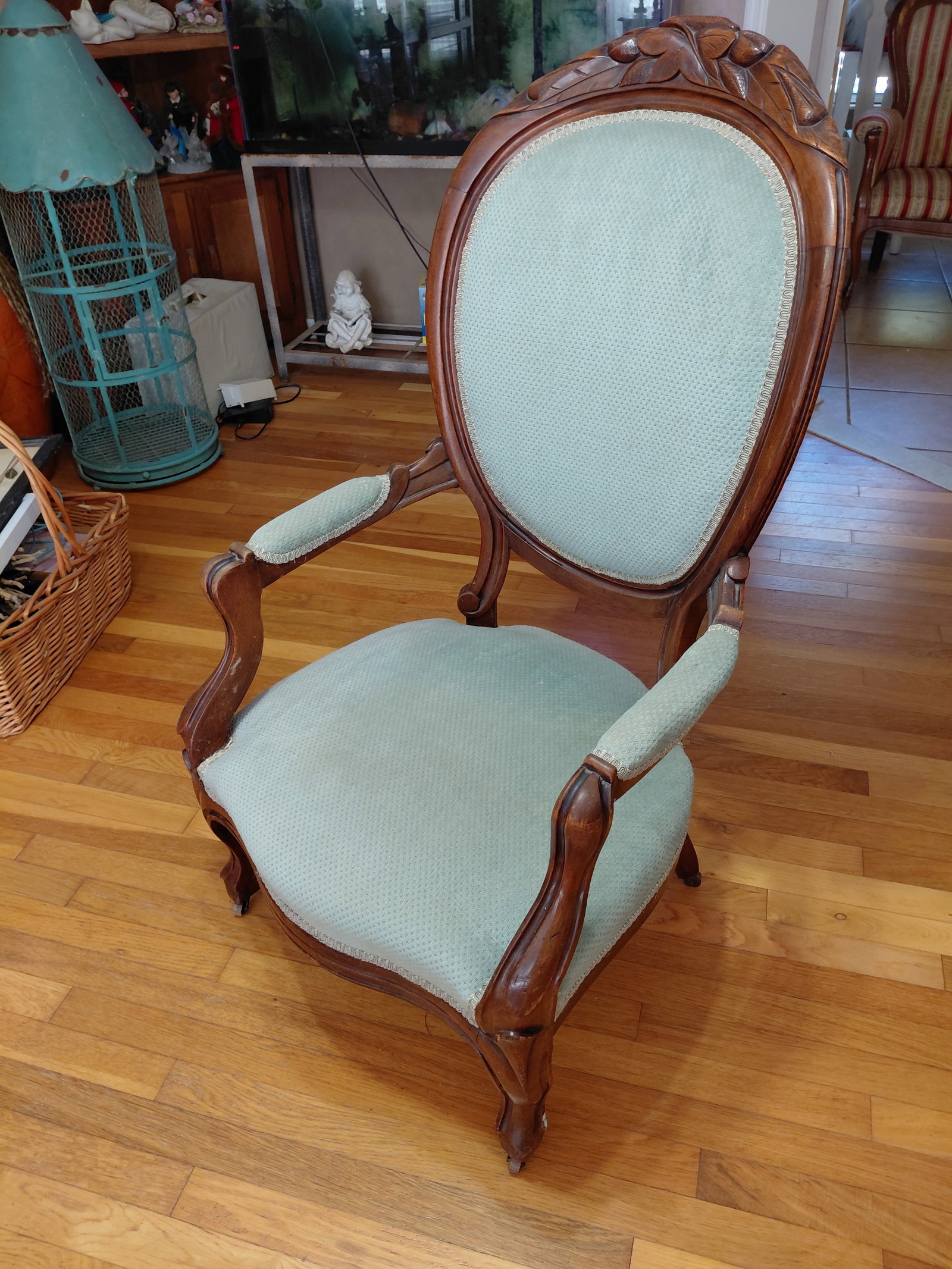 Victorian Parlor Chair/ Great shape as seen - 3