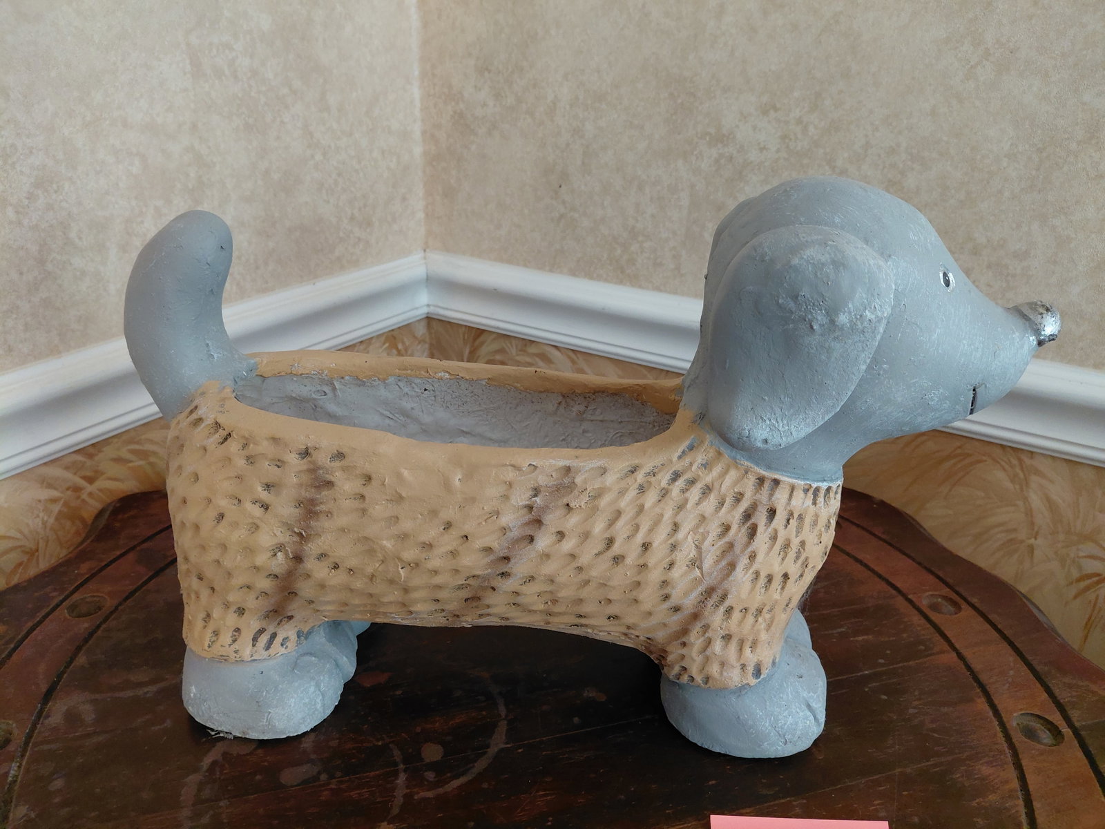 Ceramic Weiner Dog Planter: Ceramic Weiner Dog Planter