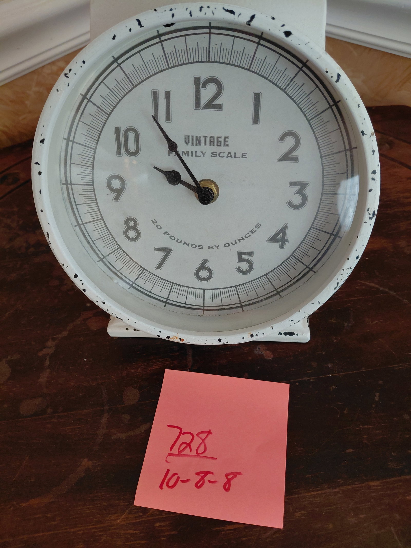 Unique Scale Clock / untested - 2
