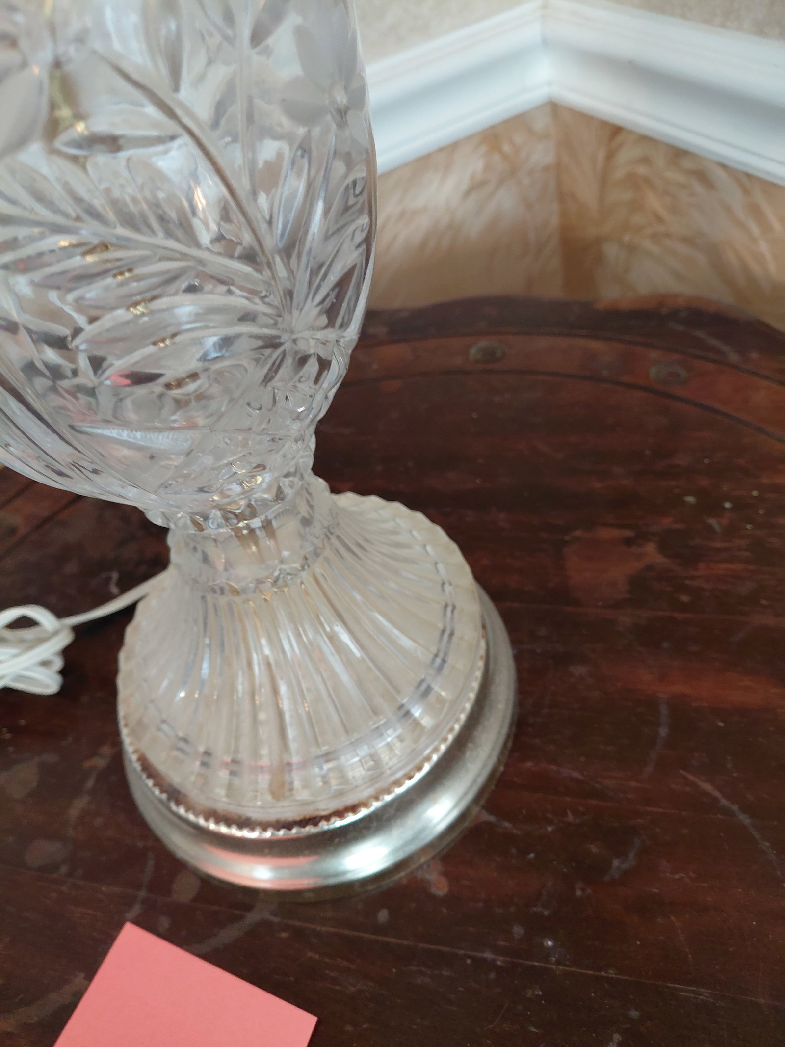 Glass Lamp with ornate Shade - 4
