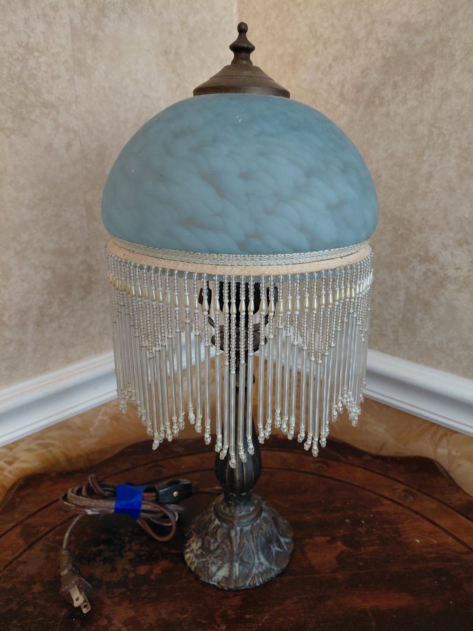 Ornate Glass Beeded Dresser Lamp: Ornate Glass Beeded Dresser Lamp