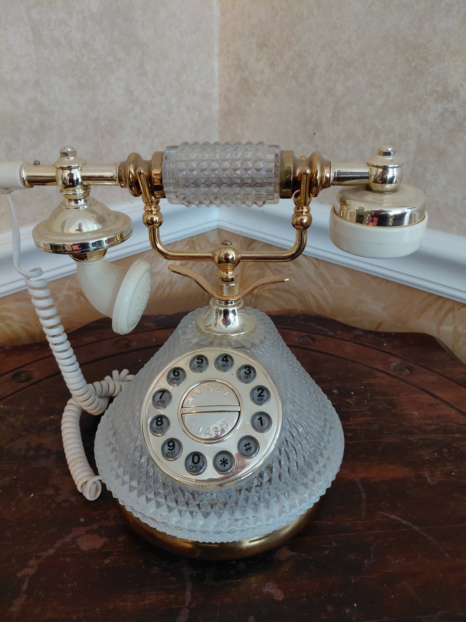 1980s Retro Glass Phone/ as seen untested: 1980s Retro Glass Phone/ as seen untested