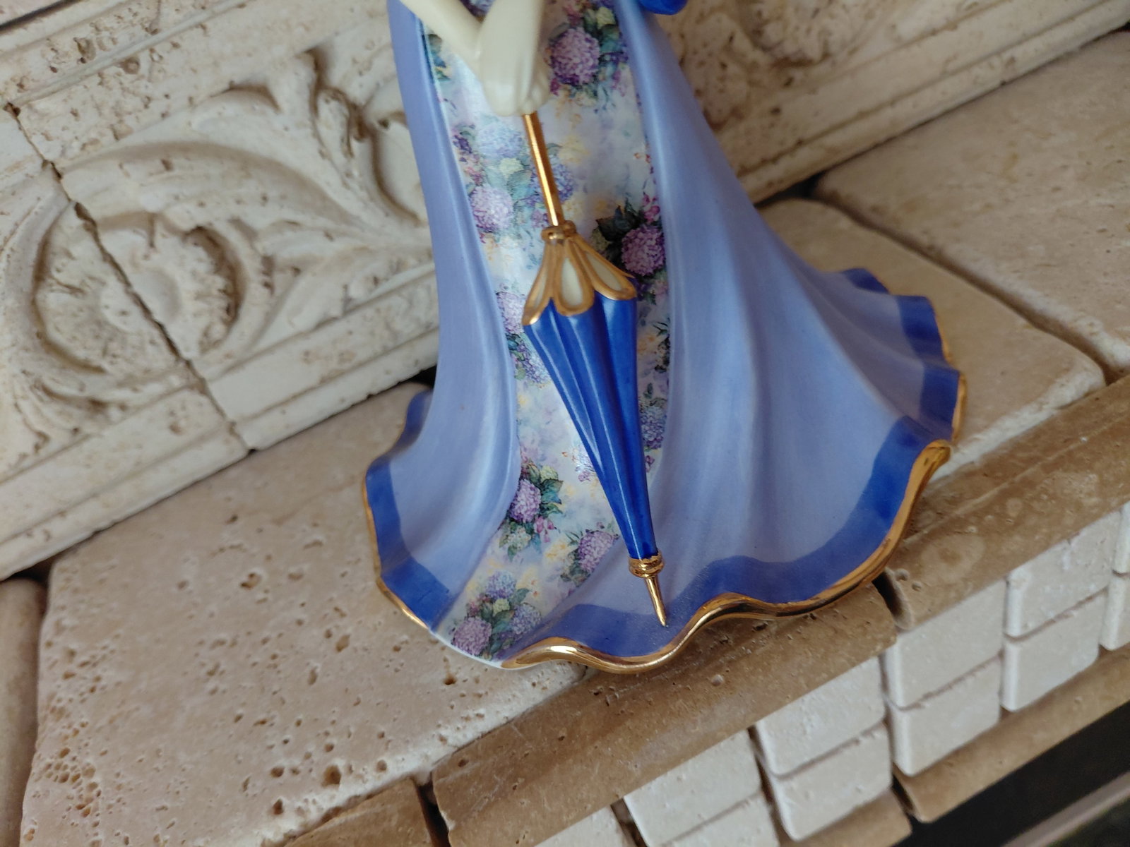 Bradford Exchange Lena Liu Figurine / Sunday Best - 4
