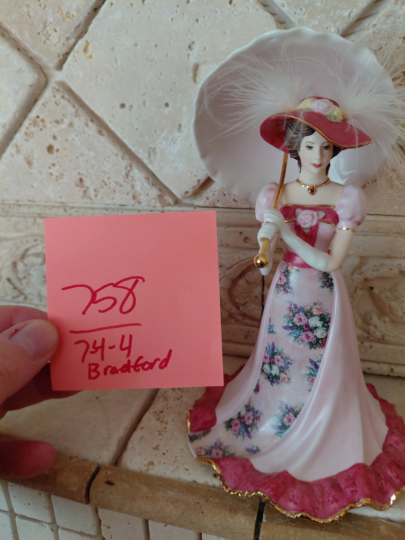Bradford Exchange Lena Liu Figurine / Stroll In The Park - 2