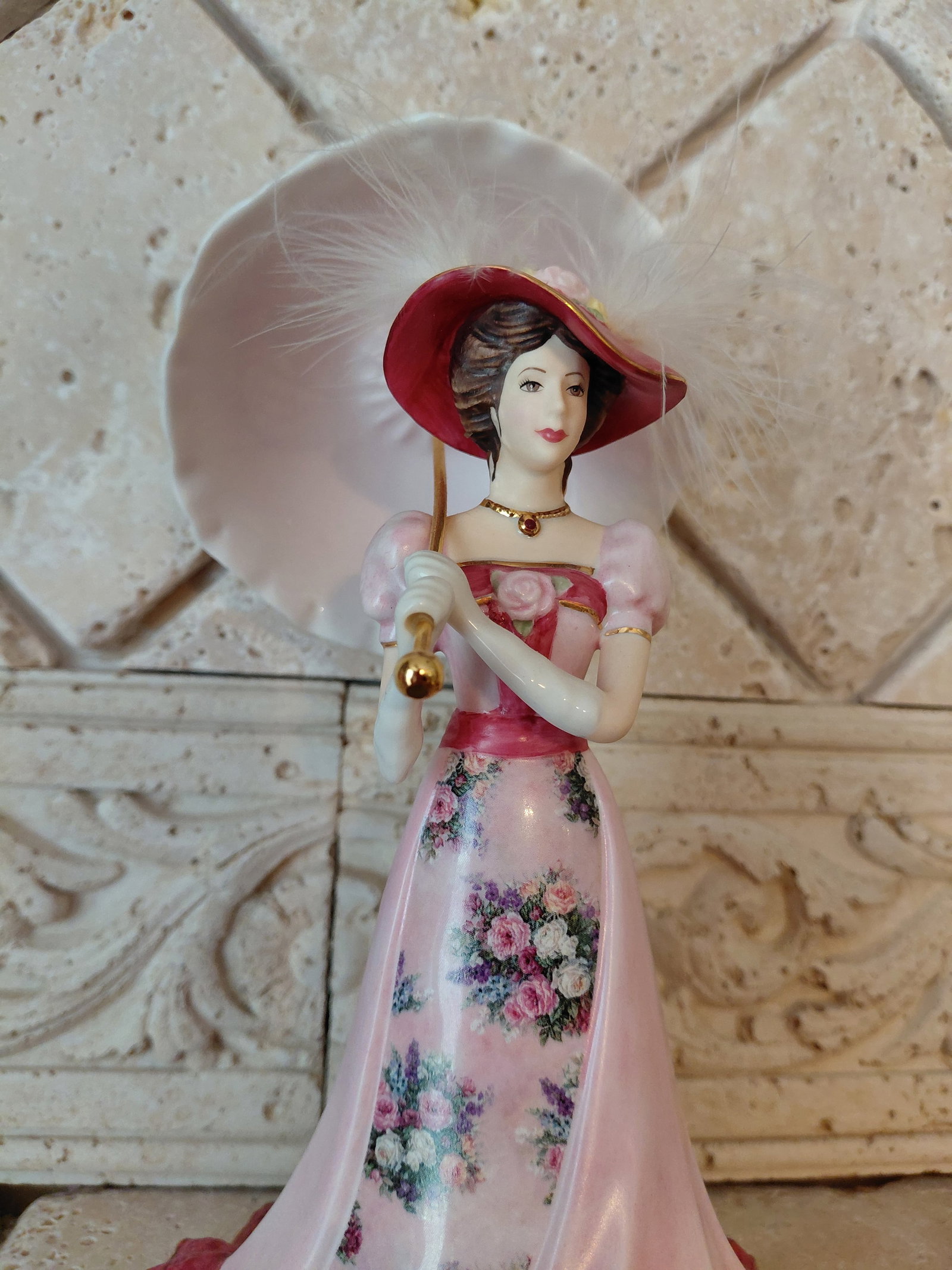 Bradford Exchange Lena Liu Figurine / Stroll In The Park - 3