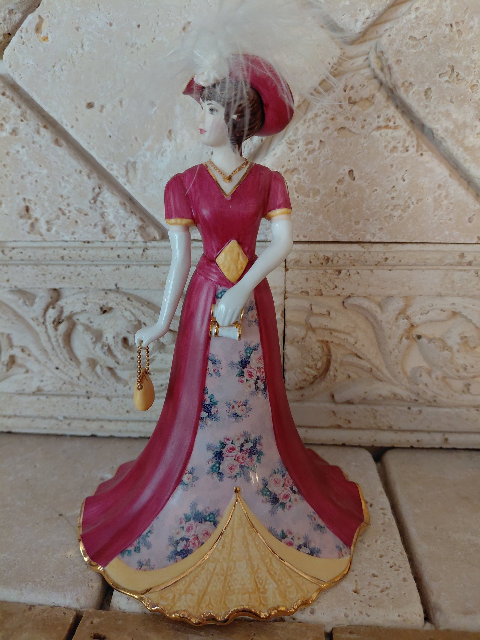 Bradford Exchange Lena Liu Figurine / A Day at the Races: Bradford Exchange Lena Liu Figurine / A Day at the Races