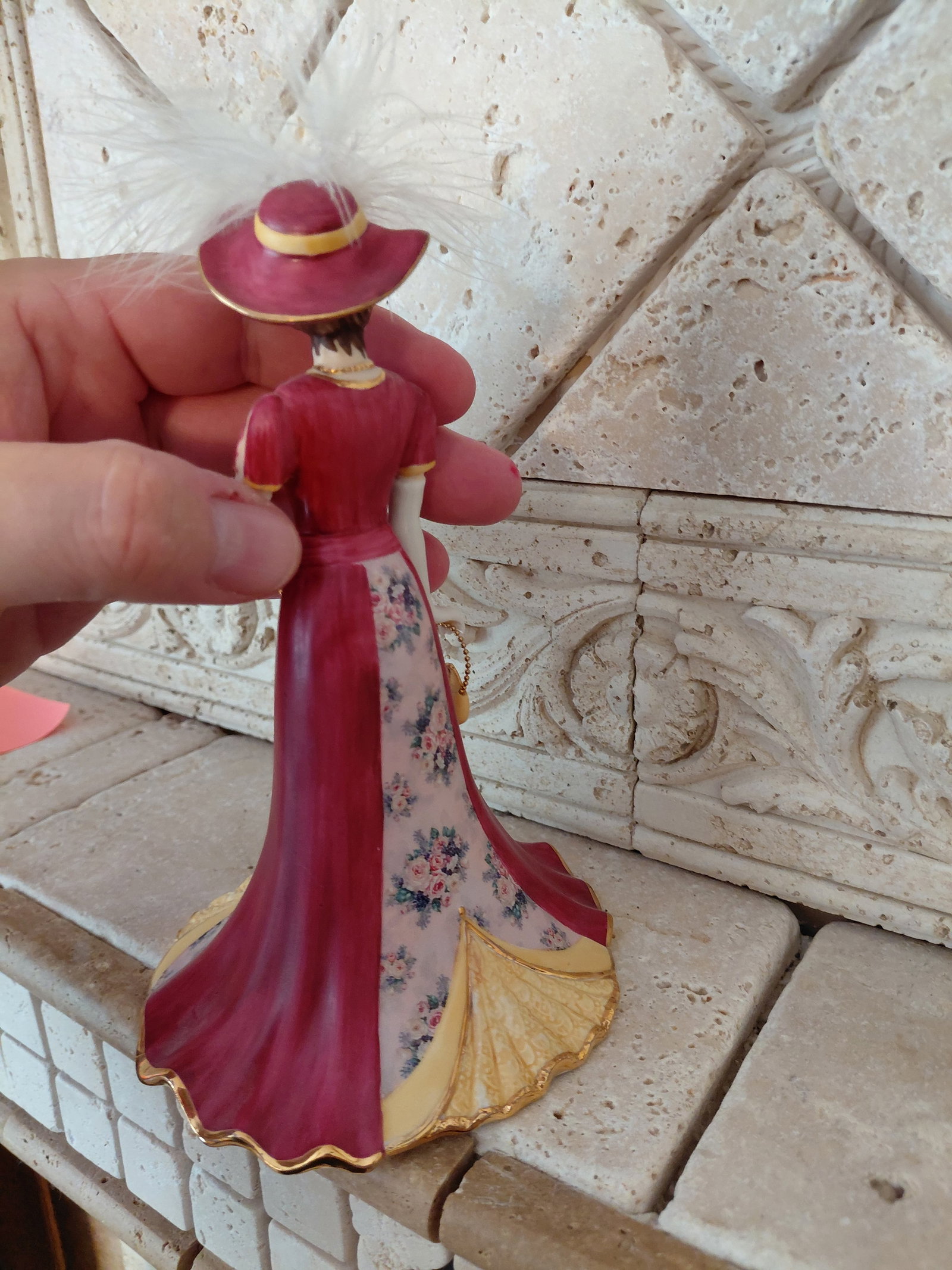 Bradford Exchange Lena Liu Figurine / A Day at the Races - 4