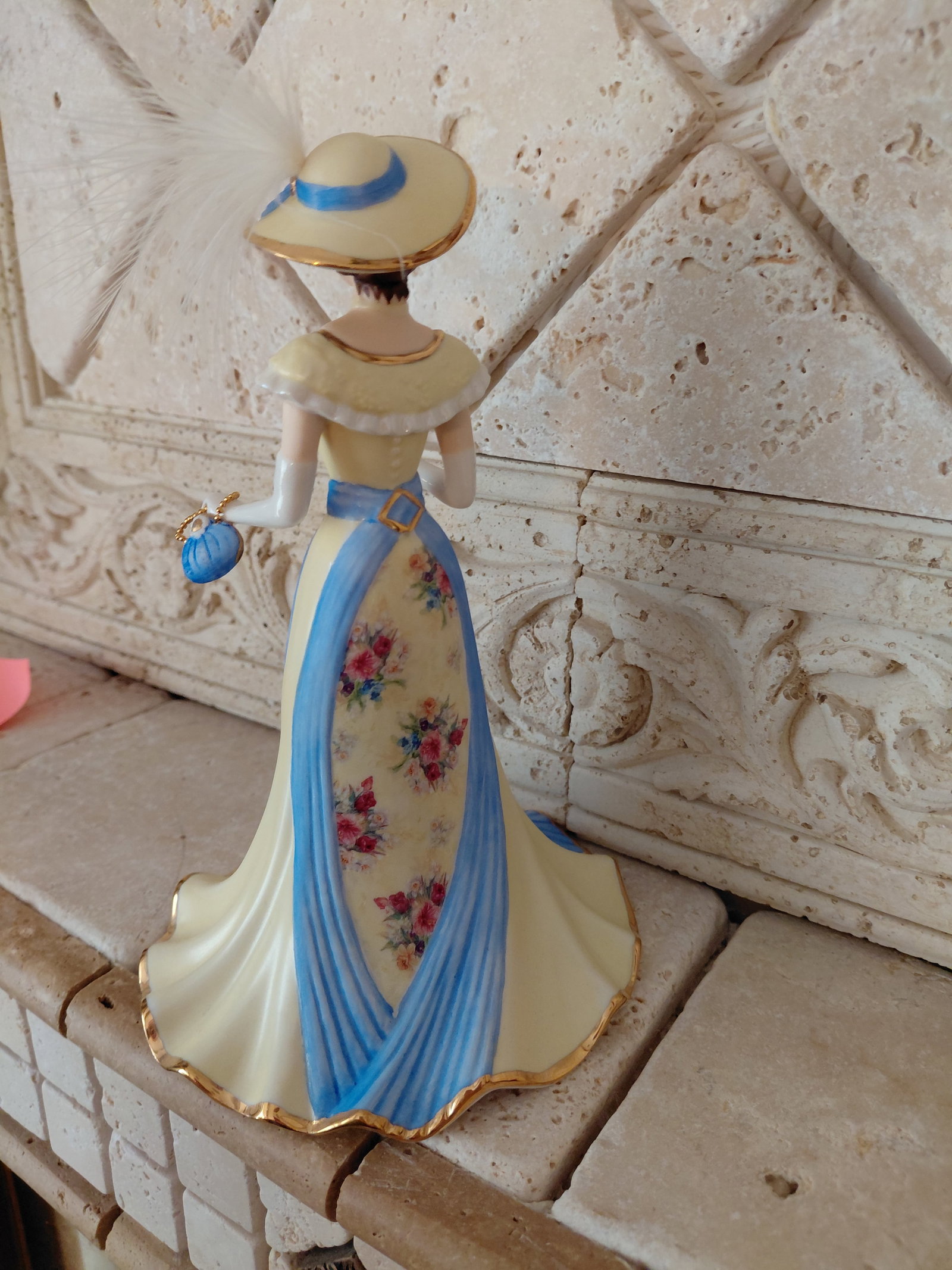 Bradford Exchange Lena Liu Figurine / Summers Breeze - 4