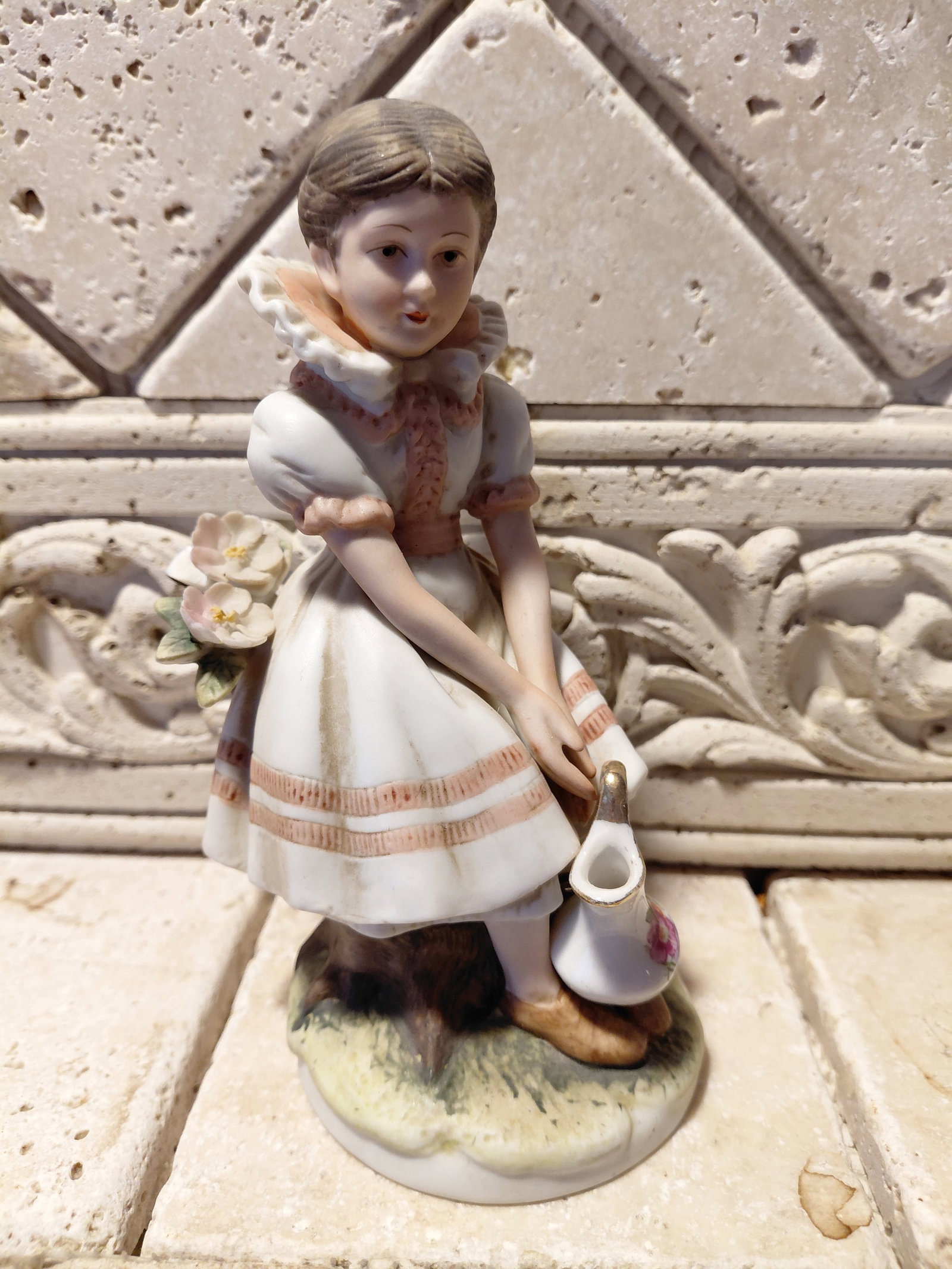 Lefton China Becky Thatcher Figurine: Lefton China Becky Thatcher Figurine