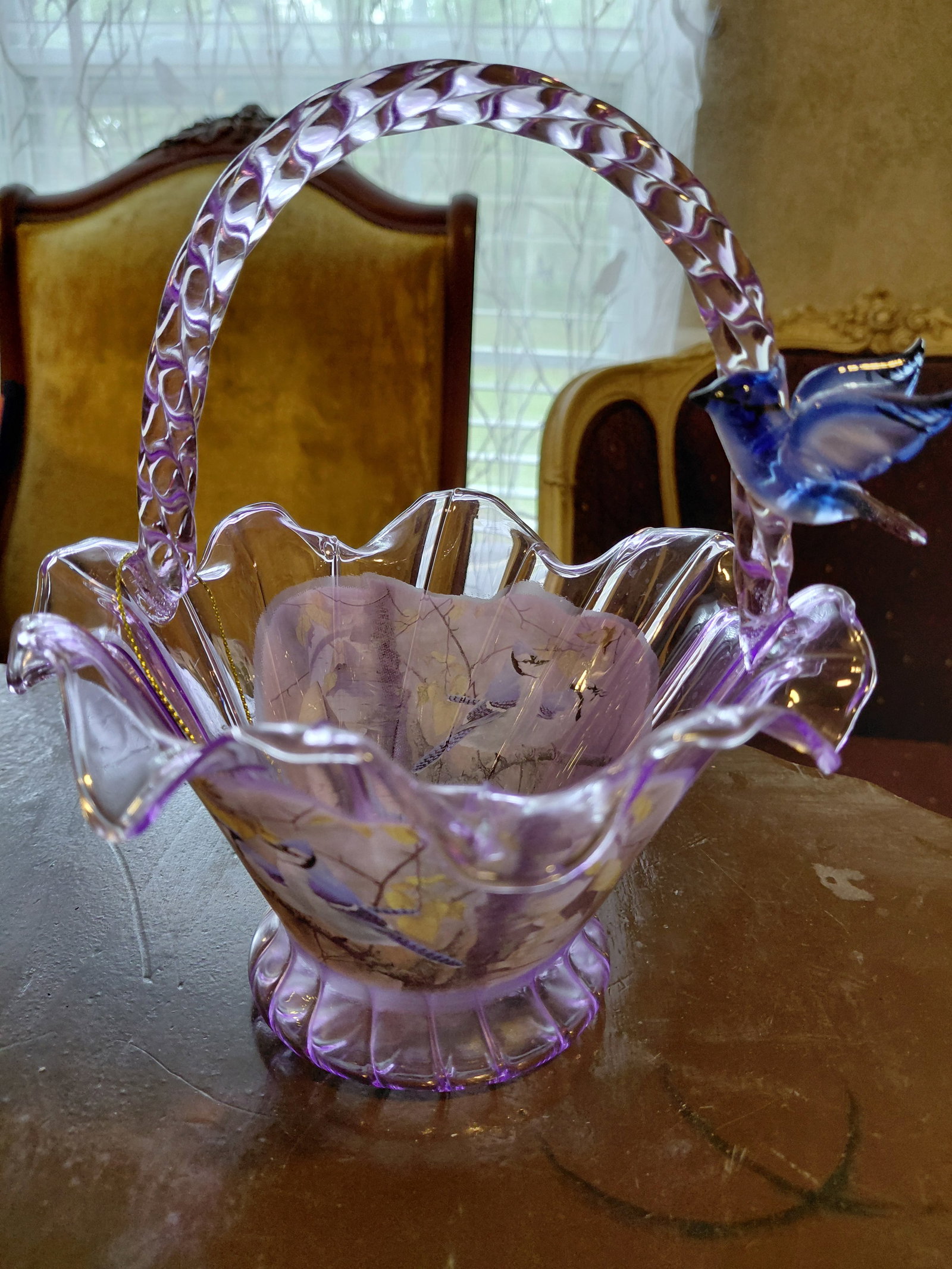 Bradford Exchange Inspiration Garden Artglass Baskets / Blue Jay Melody: Bradford Exchange Inspiration Garden Artglass Baskets / Blue Jay Melody