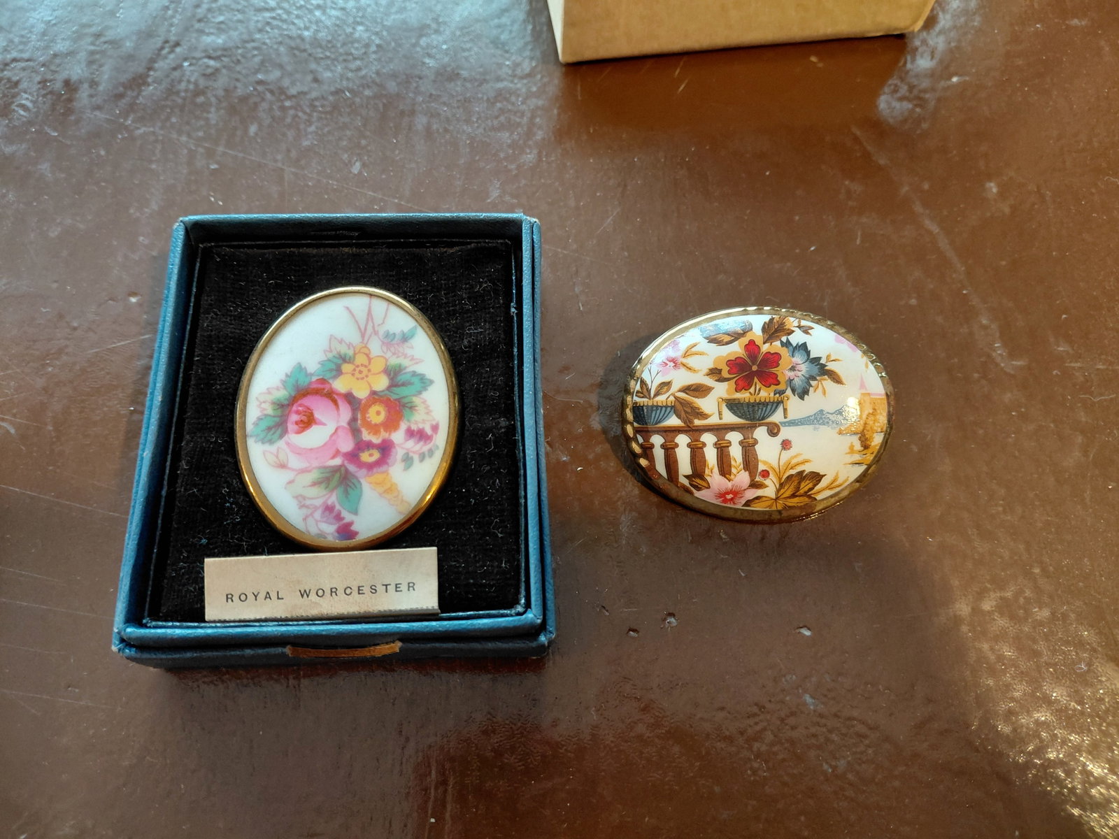 Lot of 3 Porcelain Pins / Royal Worchester: Lot of 3 Porcelain Pins / Royal Worchester