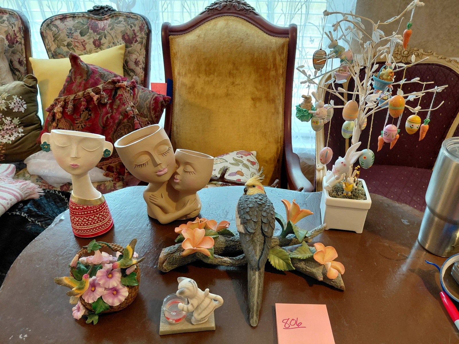 Large Lot of Misc Decorative Items (1 of 9)