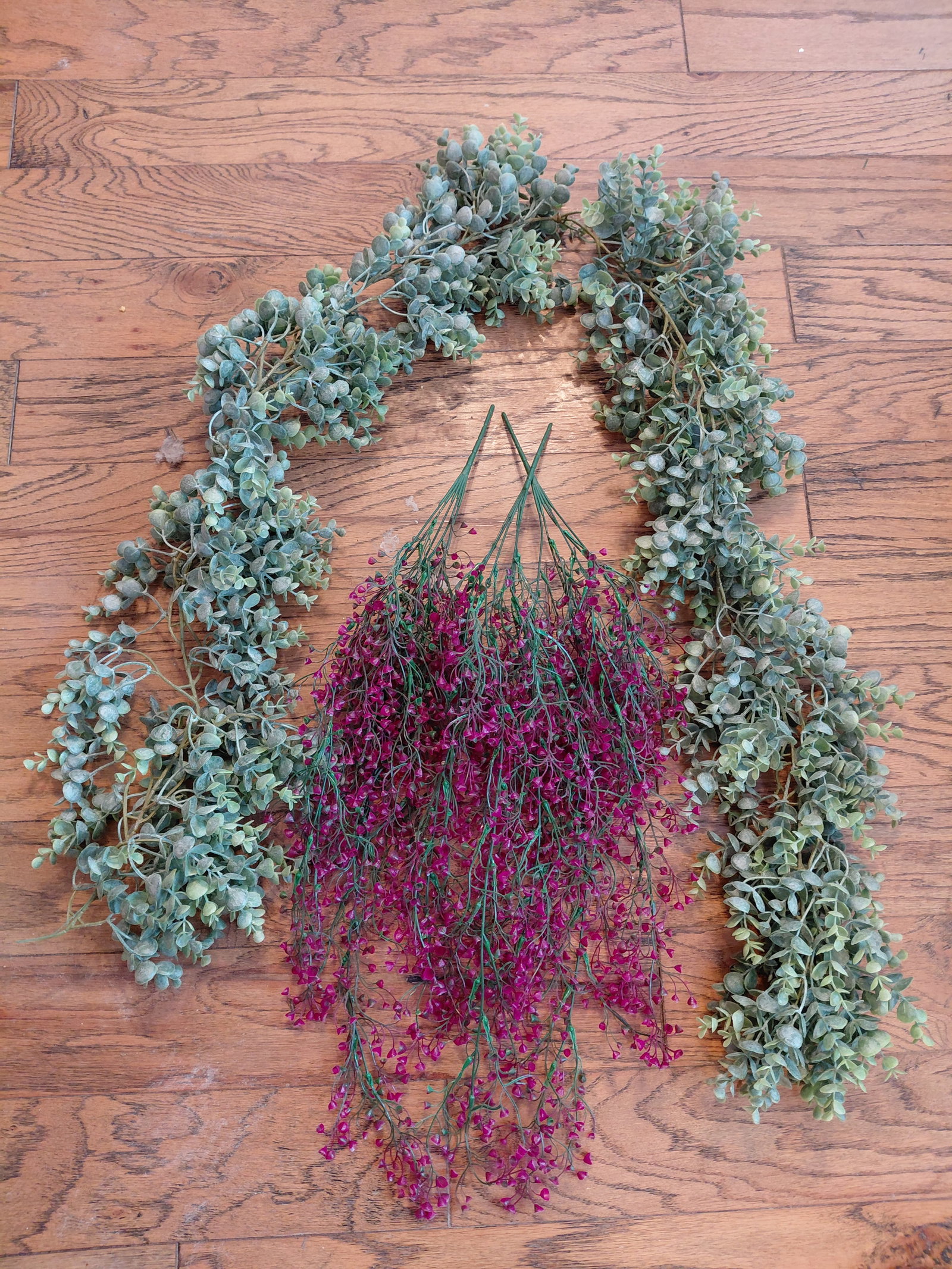 Lot of Floral and Greenery: Lot of Floral and Greenery