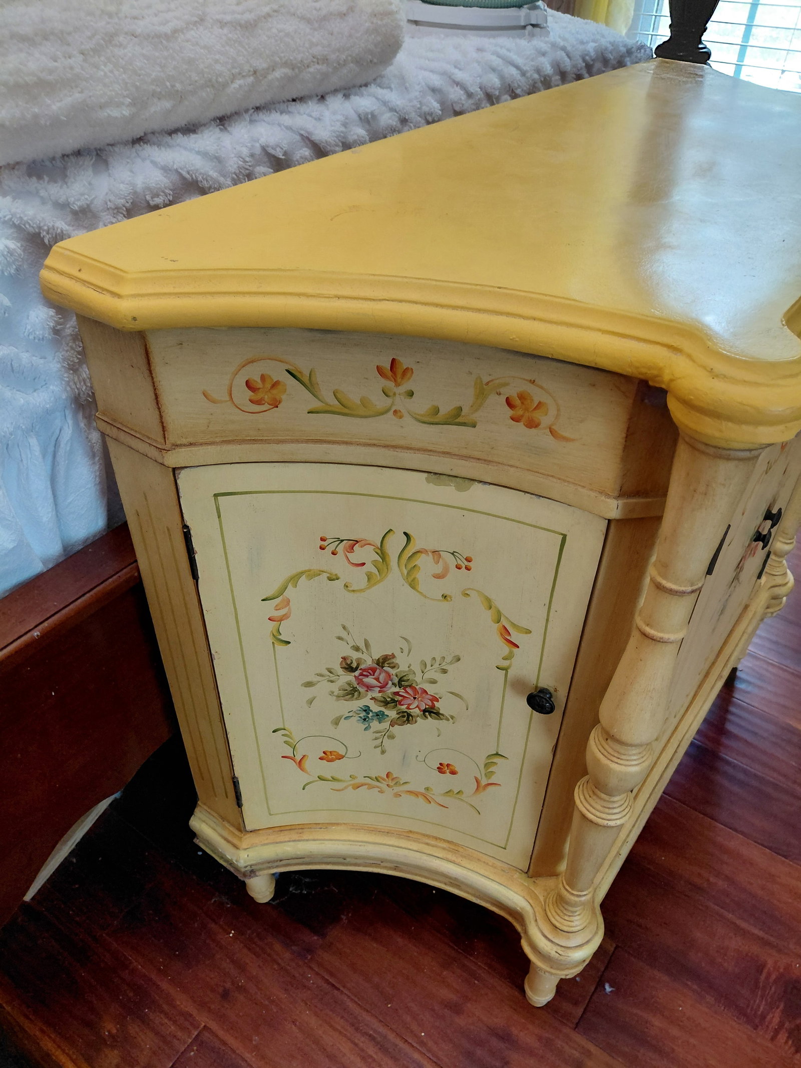 Ornate French Country Entry Cabinet with Curved Doors / Contemporary - 9