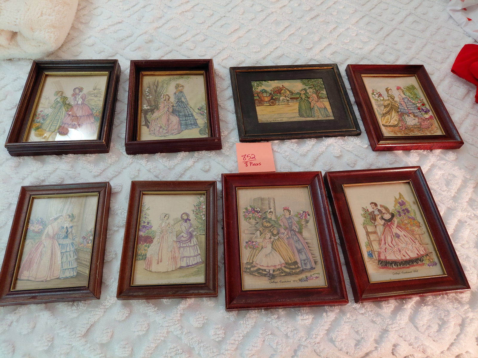 Large Lot of Frame Embroidery Art / As seen: Large Lot of Frame Embroidery Art / As seen