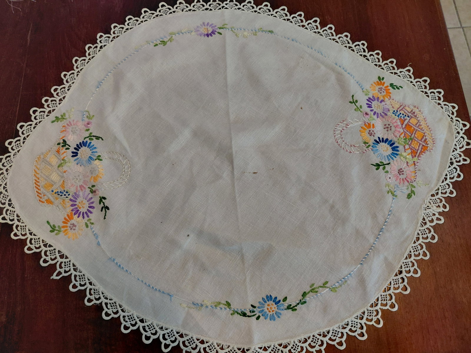 Lot of Embroidery and Crouchette / As seen - 3