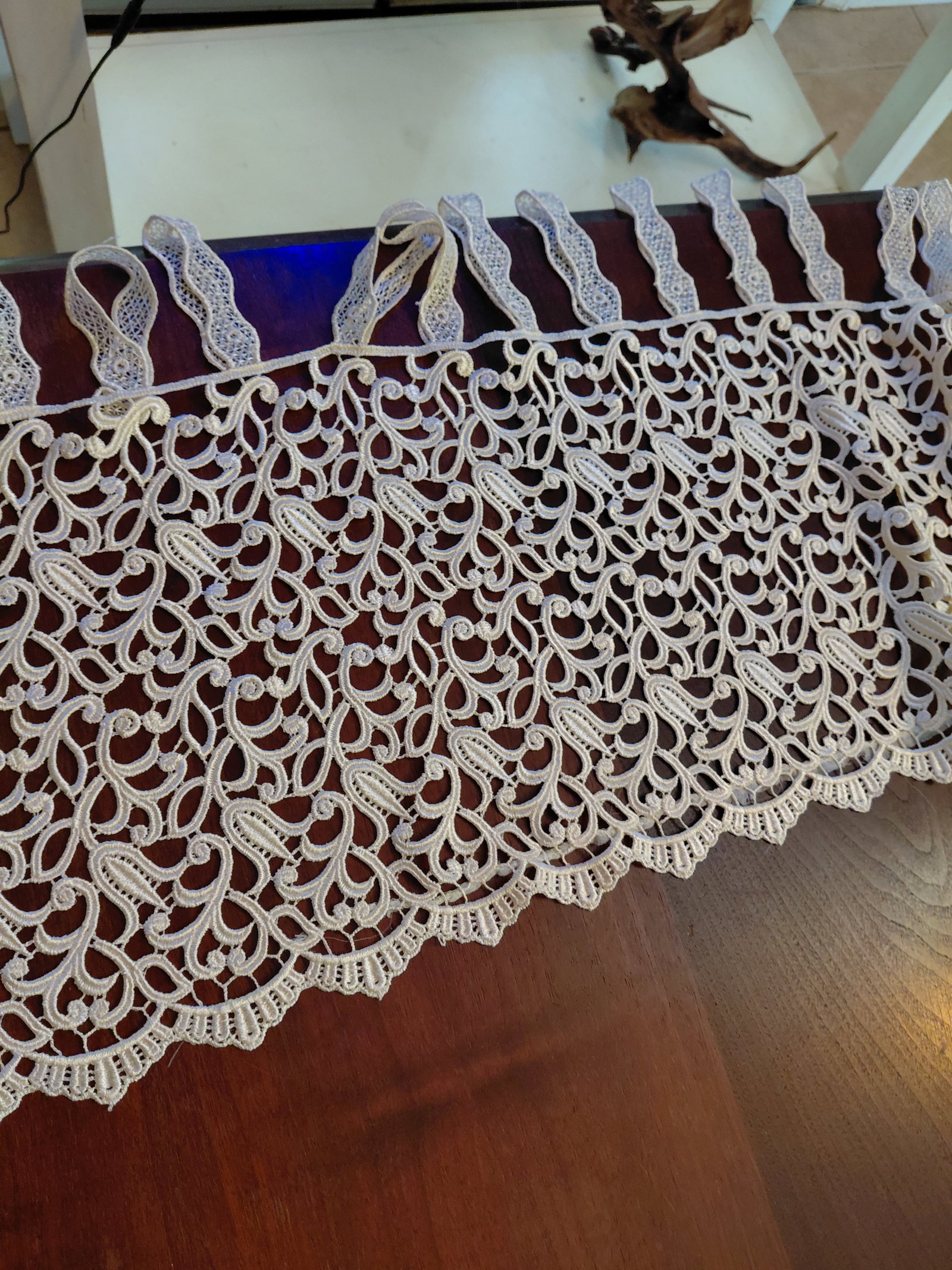 Lot of Embroidery and Crouchette / As seen - 6